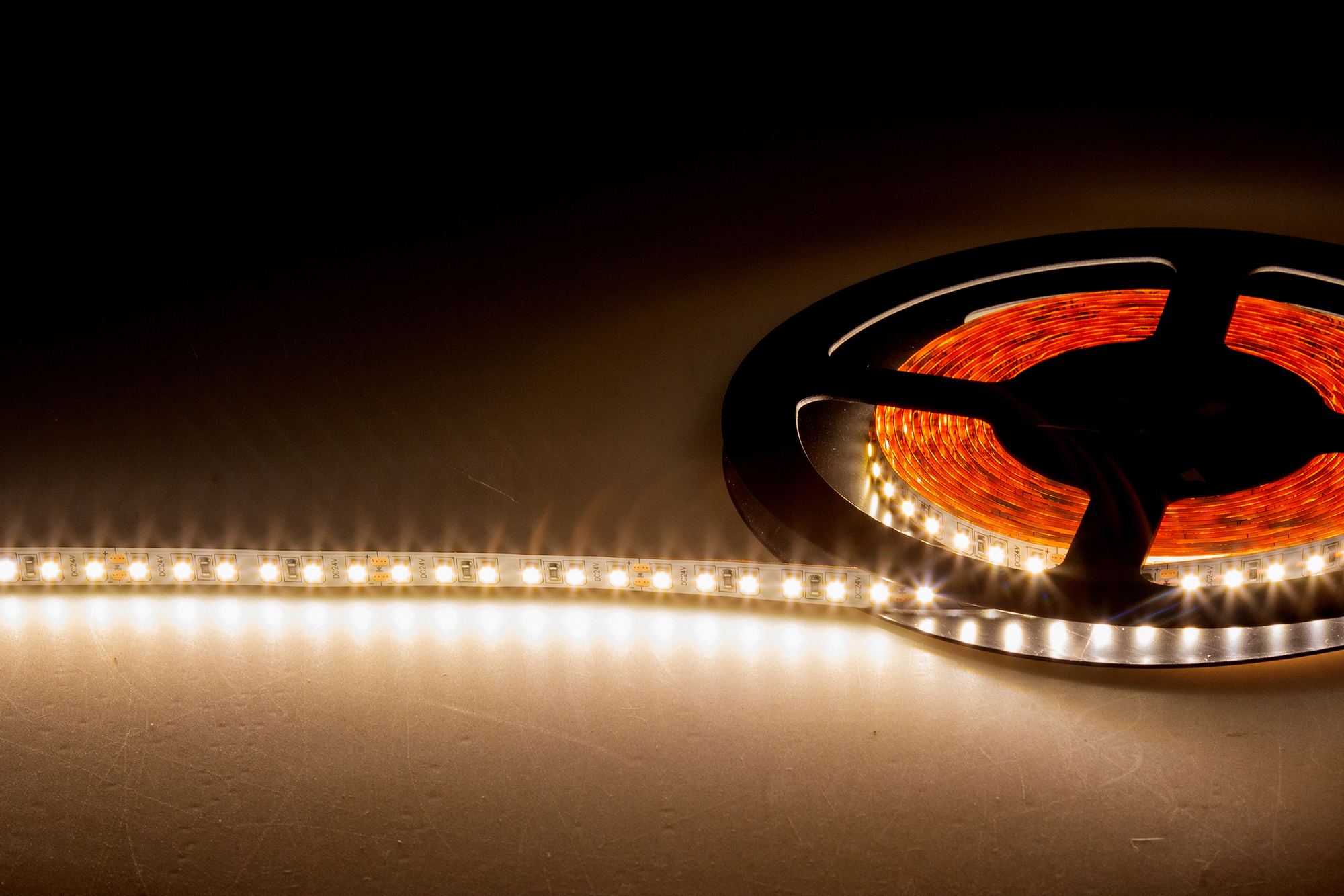 Светодиодная лента Donolux DN18381WWRA95