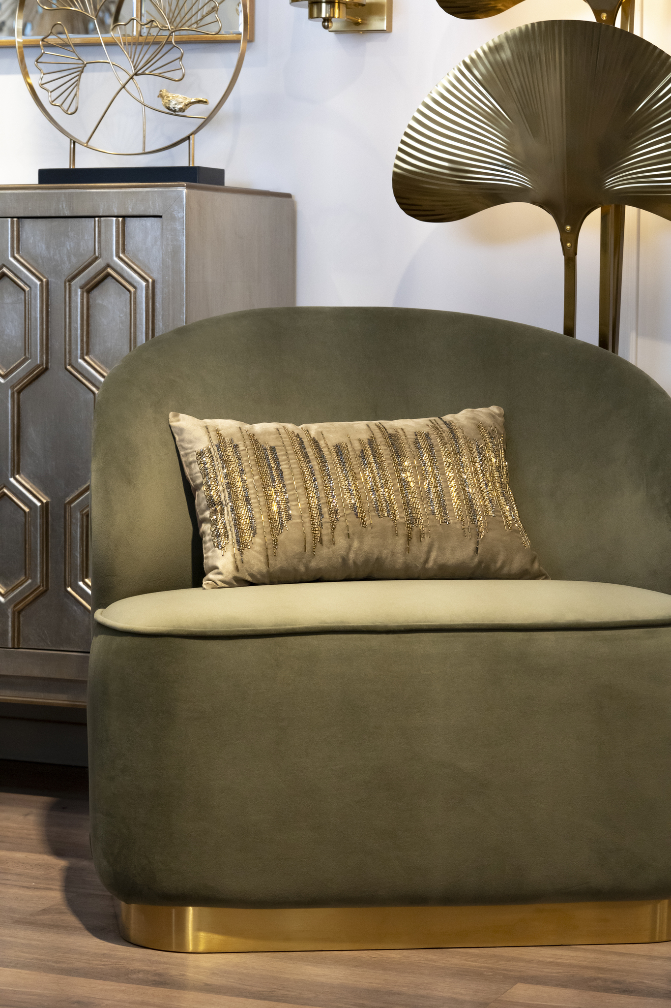 Кресло велюровое XXL темно-оливковое с золотом Garda Decor 46AS-AR3330-DOLV