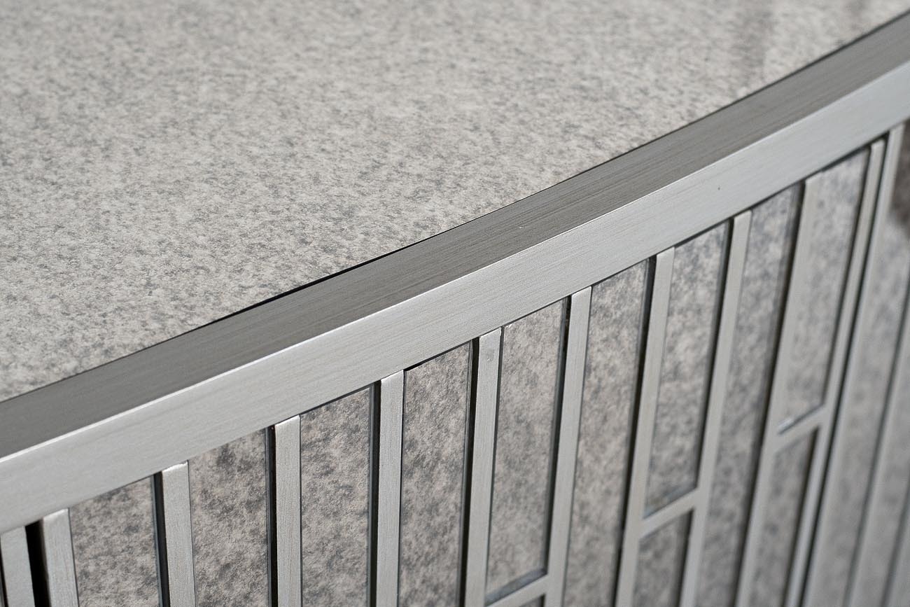 Комод зеркальный двухдверный Garda Decor KFG040