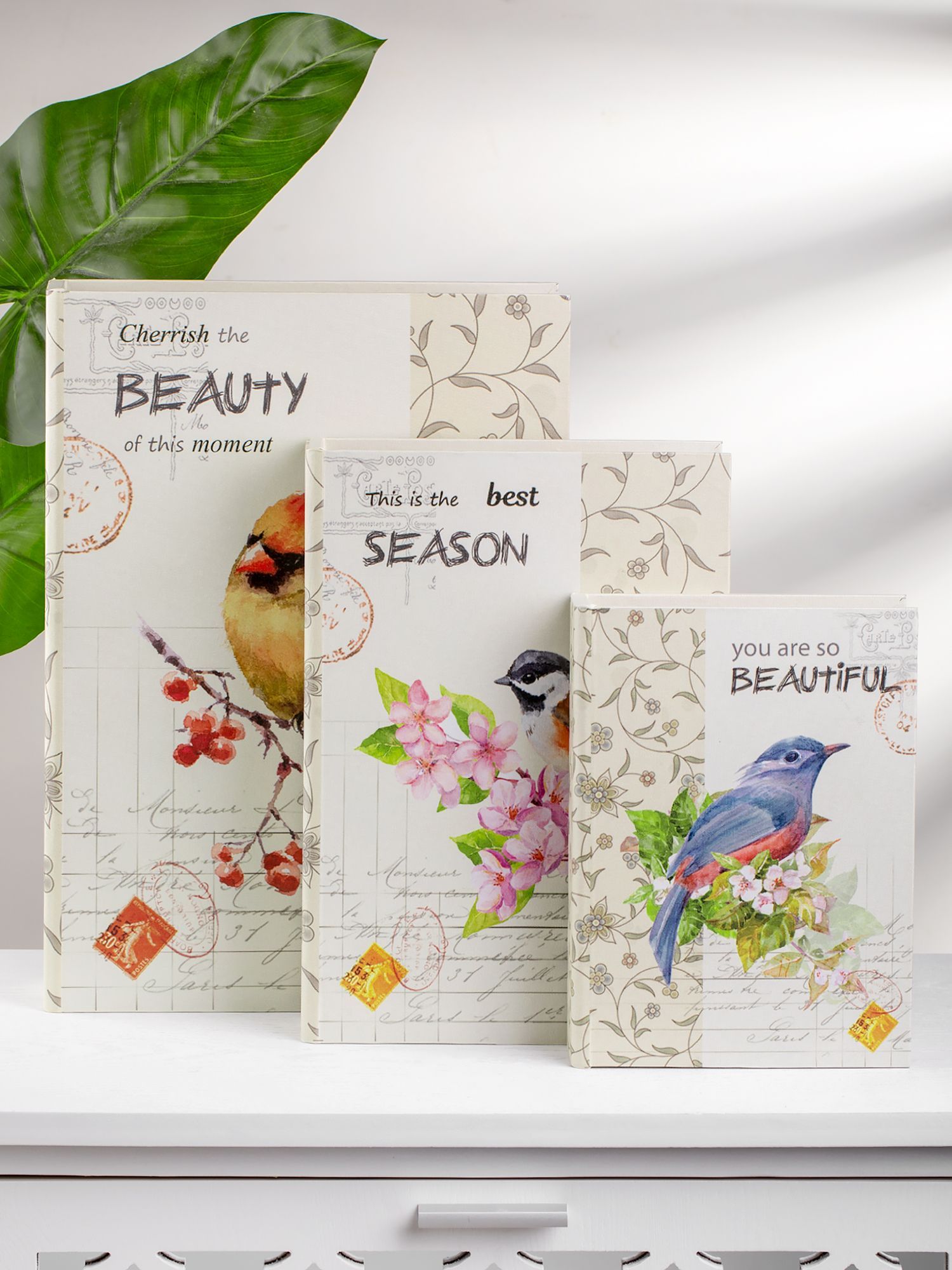 Шкатулка в виде книги Glasar 29-515/1