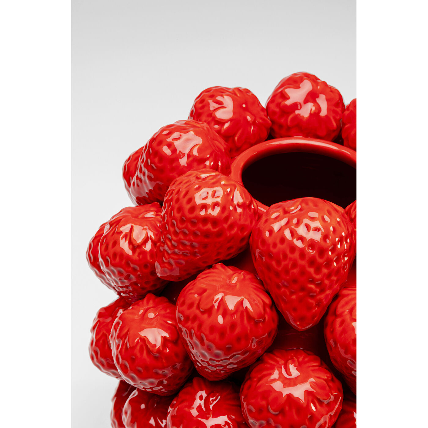 Ваза Strawberries Red 30cm KARE 56565
