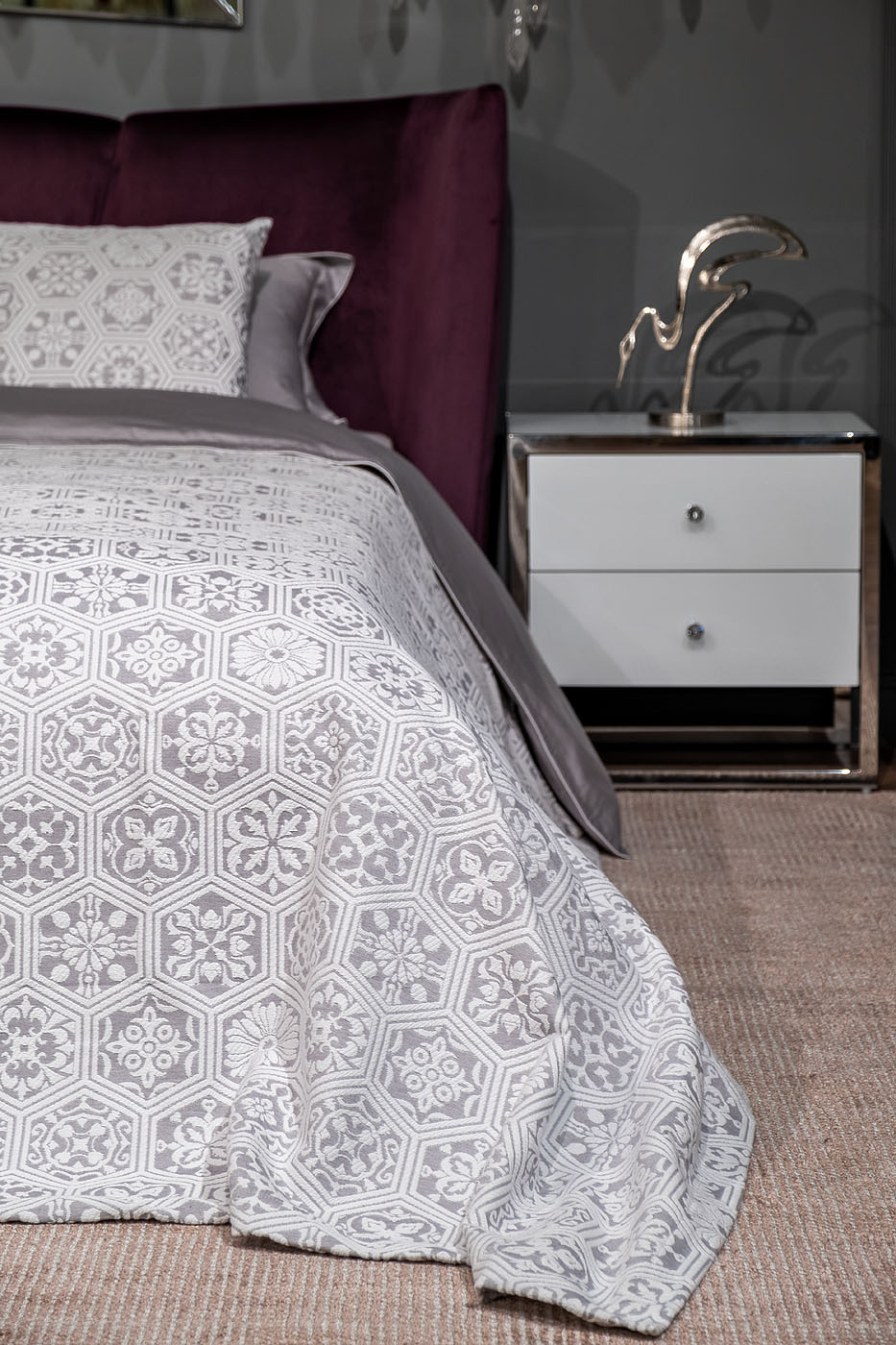 Покрывало "Ажур" 240х260см серое Garda Decor 16AMR-MTS240260-POKR SER