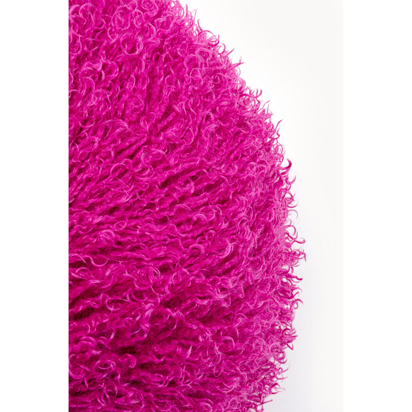 Пуф Plushy Pink KARE 71127