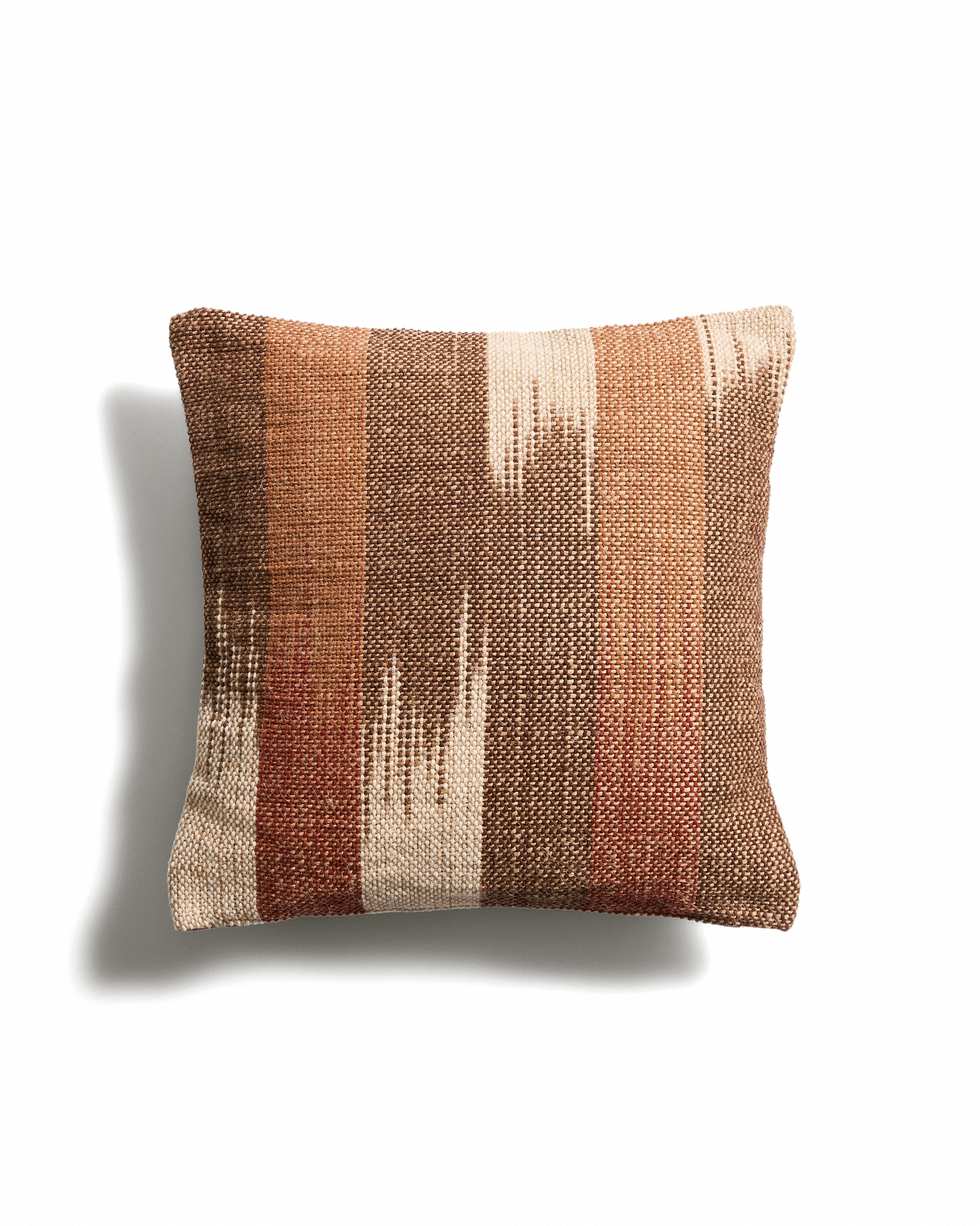 Чехол для подушки Liroda из джута с разноцветным узором икат, 60 x 60 см La Forma 481429