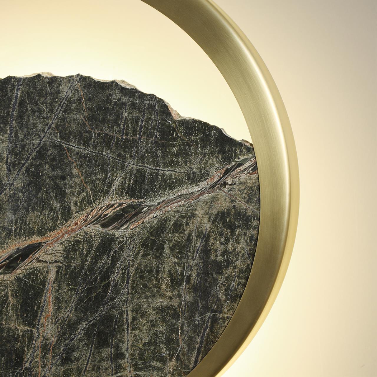 Настенный светильник Odeon Light 7068/9WL