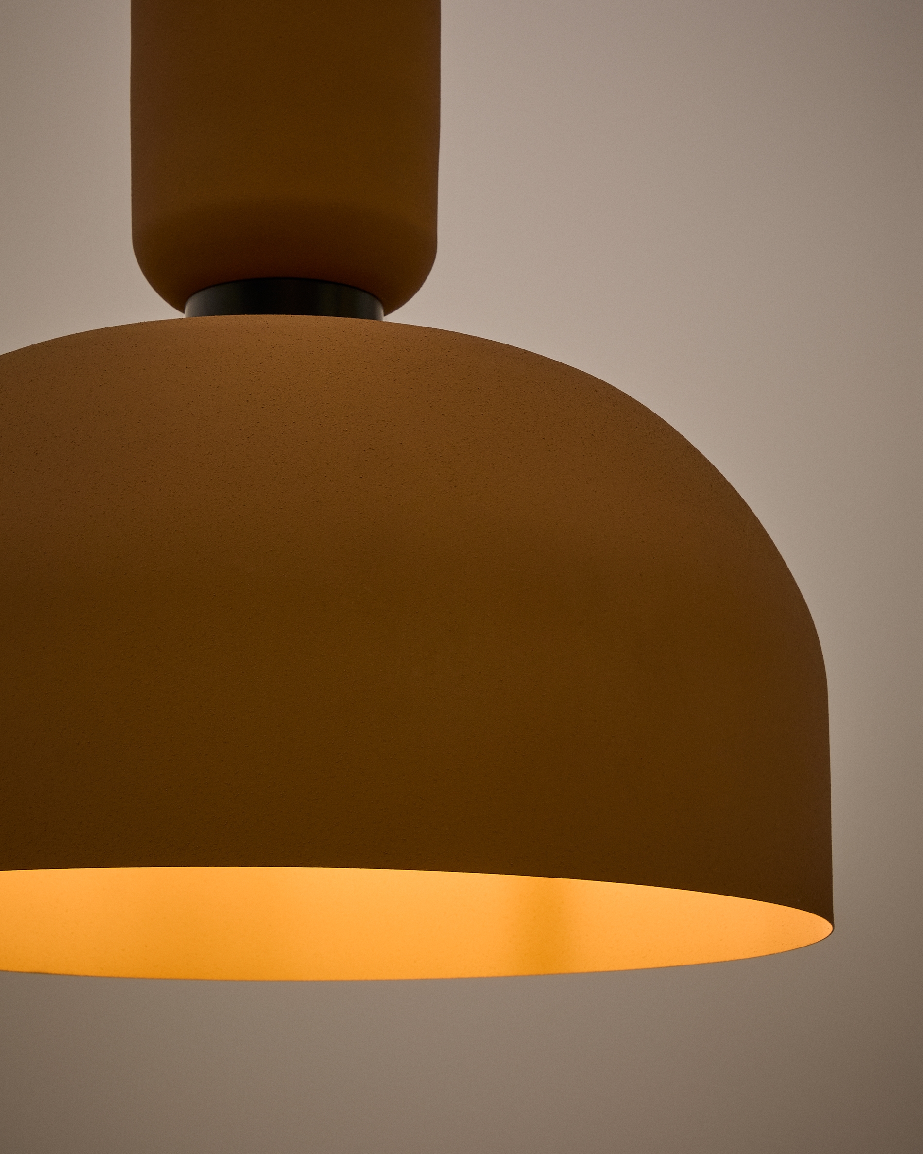 Подвесной светильник Nibla из металла с терракотовым эффектом Ø40см La Forma (ex Julia Grup)