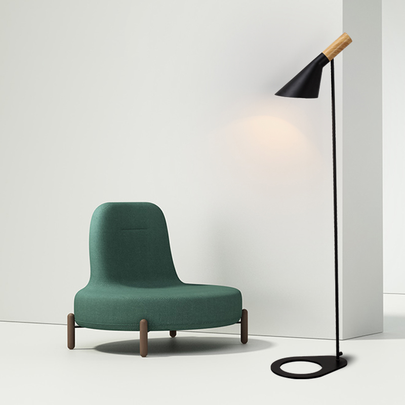 Торшер AJ Floor by Arne Jacobsen for Louis Poulsen Black by ImperiumLoft