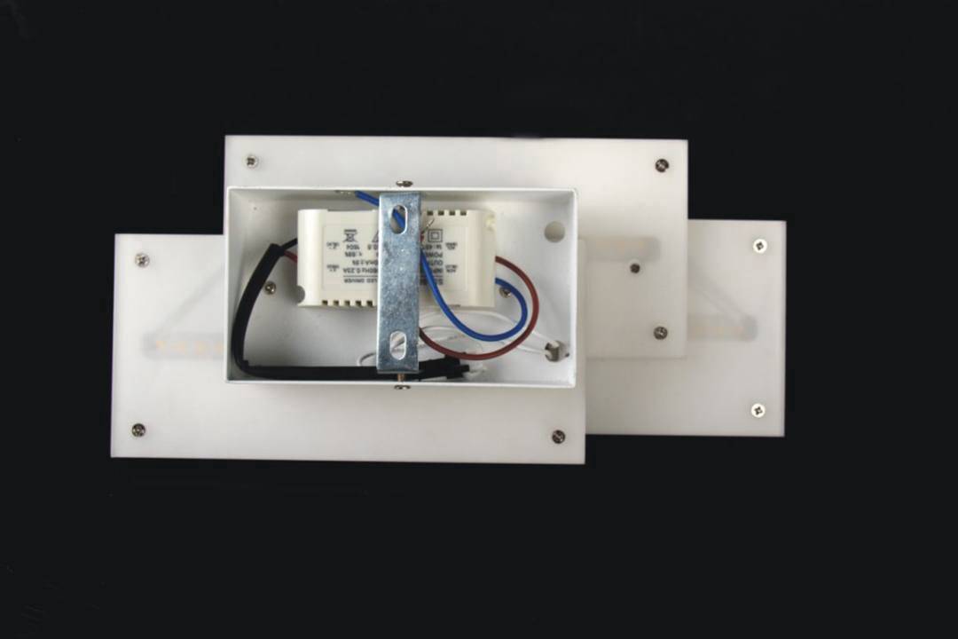 Светильник настенный DesignLed GW-6809-9-WH-NW