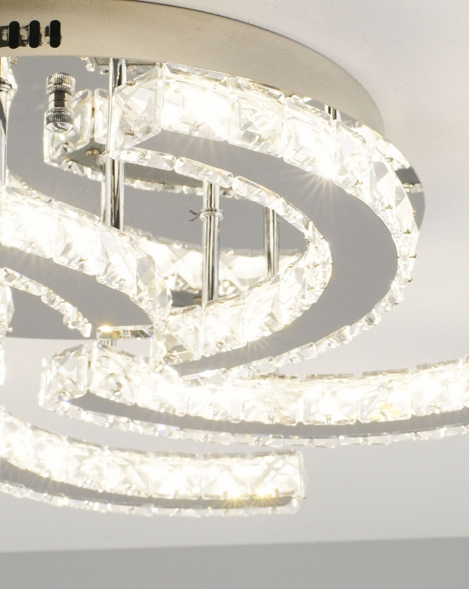 Светодиодная потолочная люстра Moderli V1594-CL Luna LED*30W