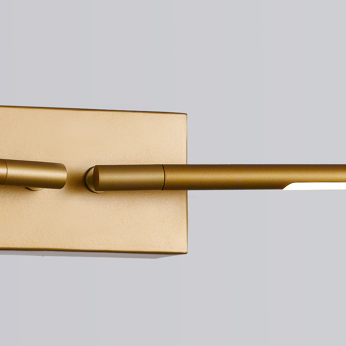 Настенный светильник Delight Collection MB18001070-2AGOL