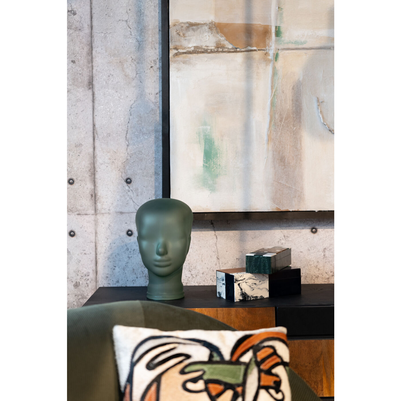 Подушка KARE Faces 54815