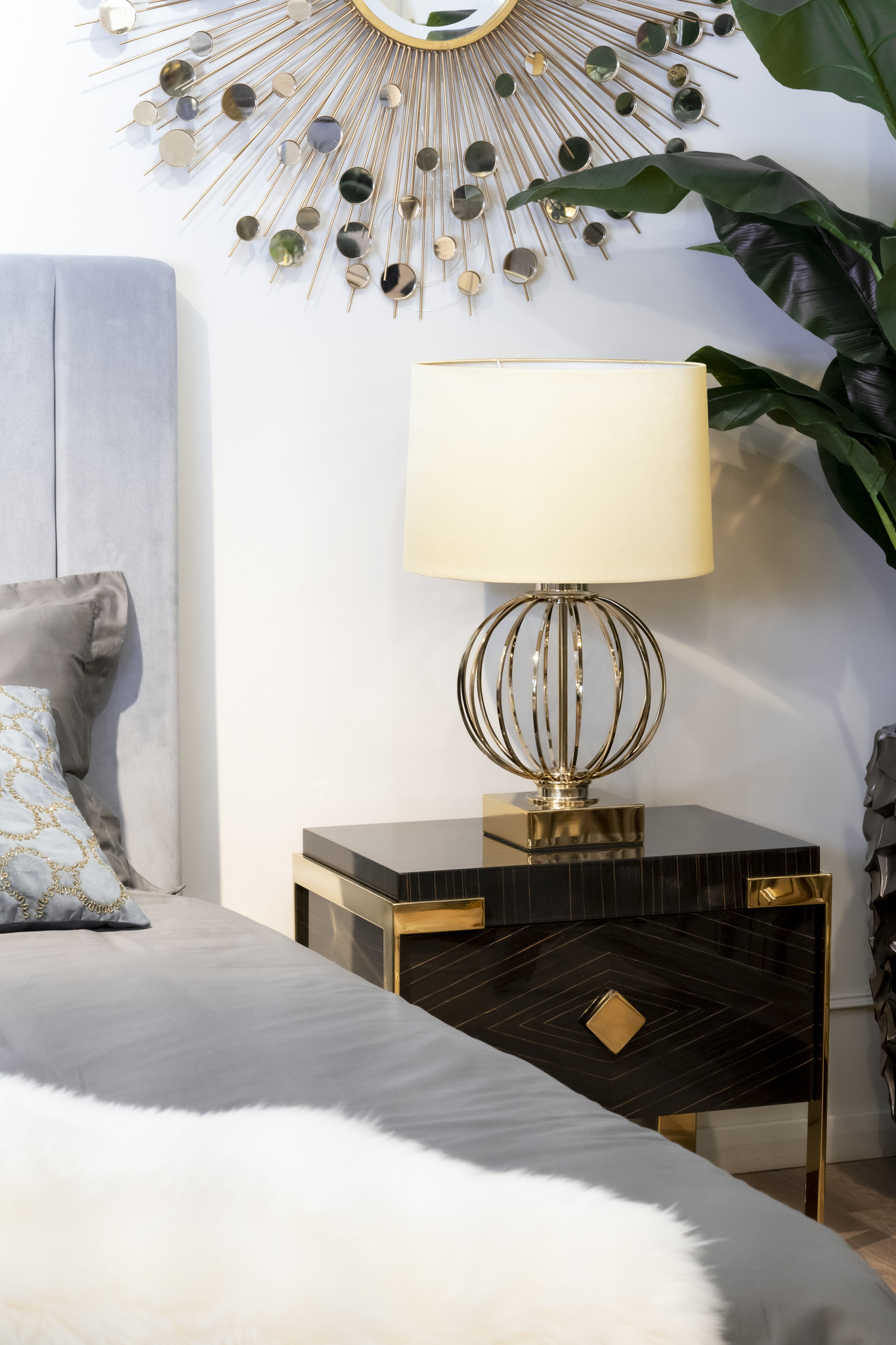 Настольная лампа золотая Garda Decor 22-86949