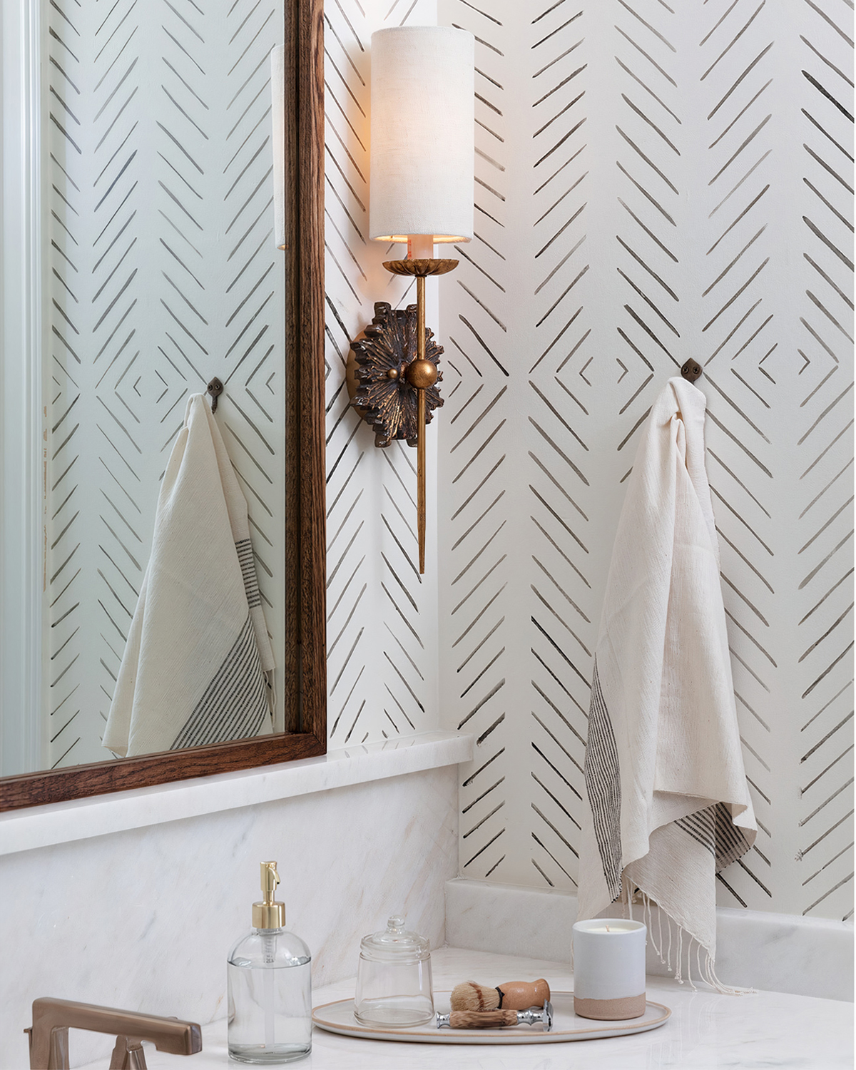 Бра Кромвель Louvre Home JJ10663-1W