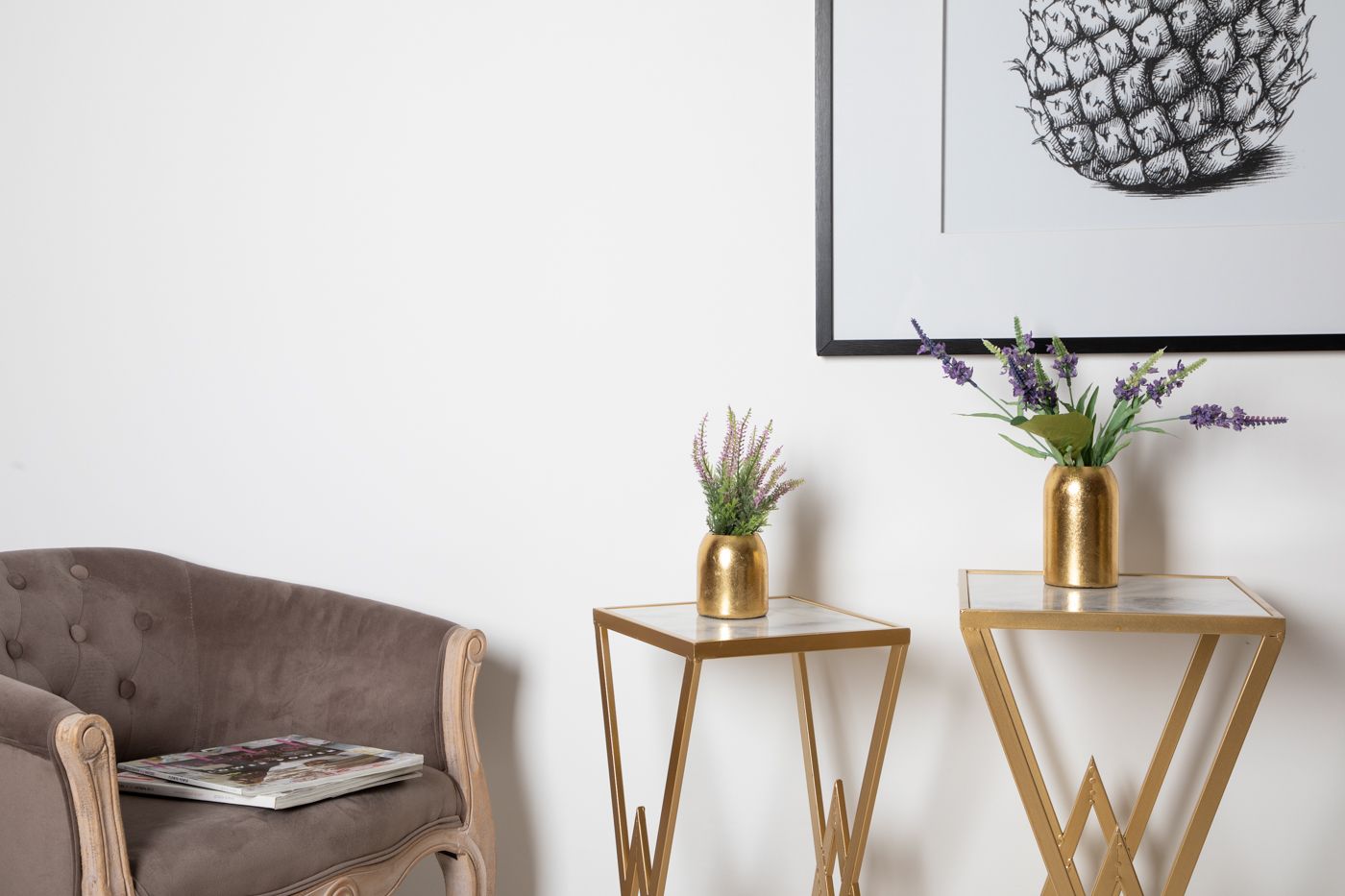 Столик приставной с белым мрамором Glasar 54-085