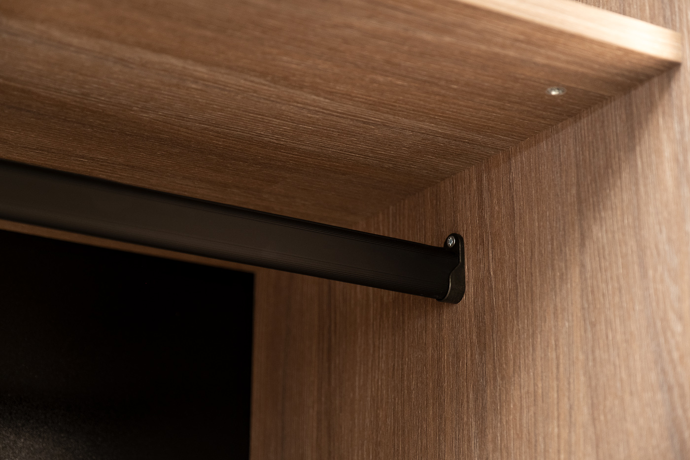 Шкаф двудверный с выдвижными ящиками цвет дуб Garda Decor GD-10012/2-3(глухой)