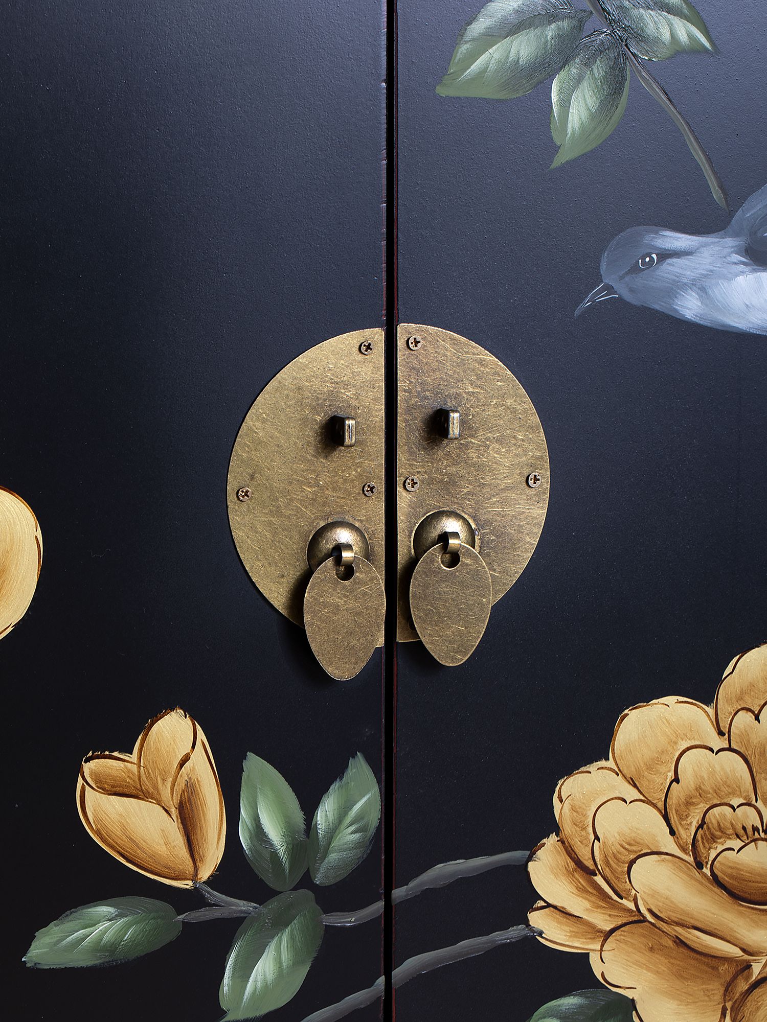 Комод с дверцами Glasar 39-104