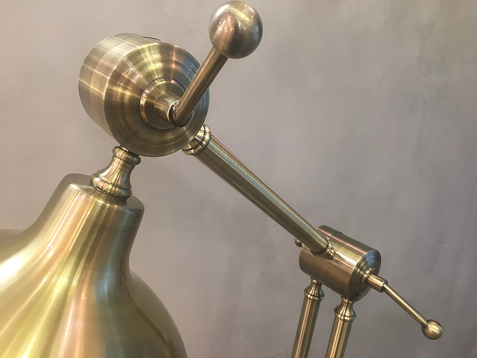 Настольная лампа Delight Collection KM601T brass