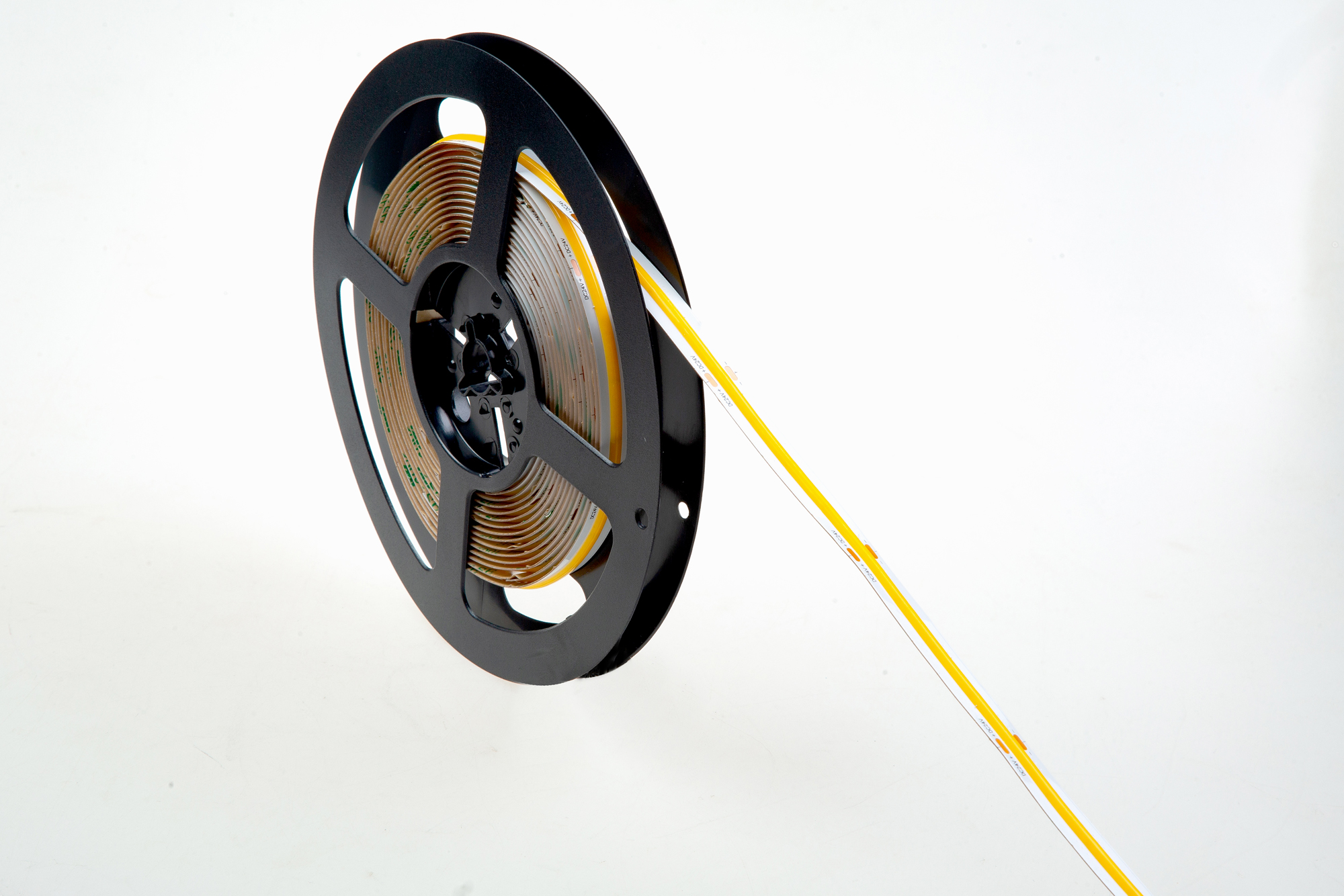 Светодиодная лента Donolux DN18338WWRA95