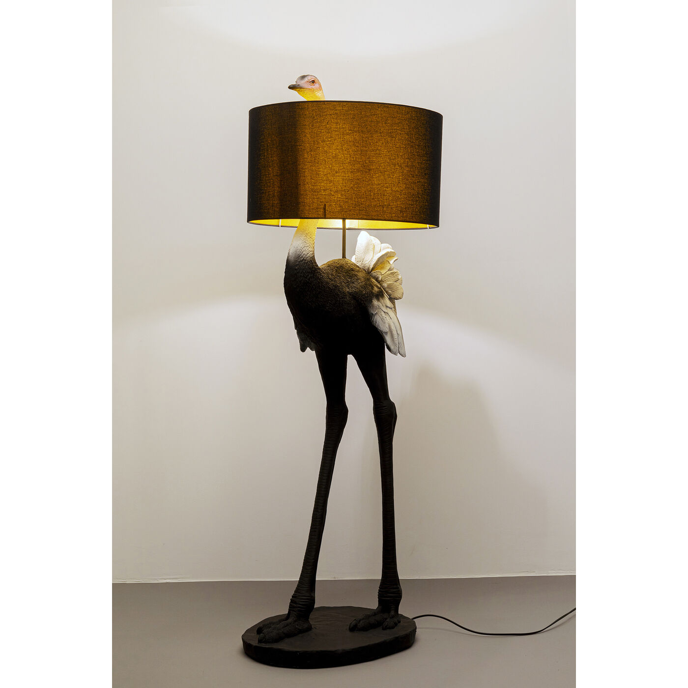 Светильник напольный Animal Ostrich 147cm KARE 57259