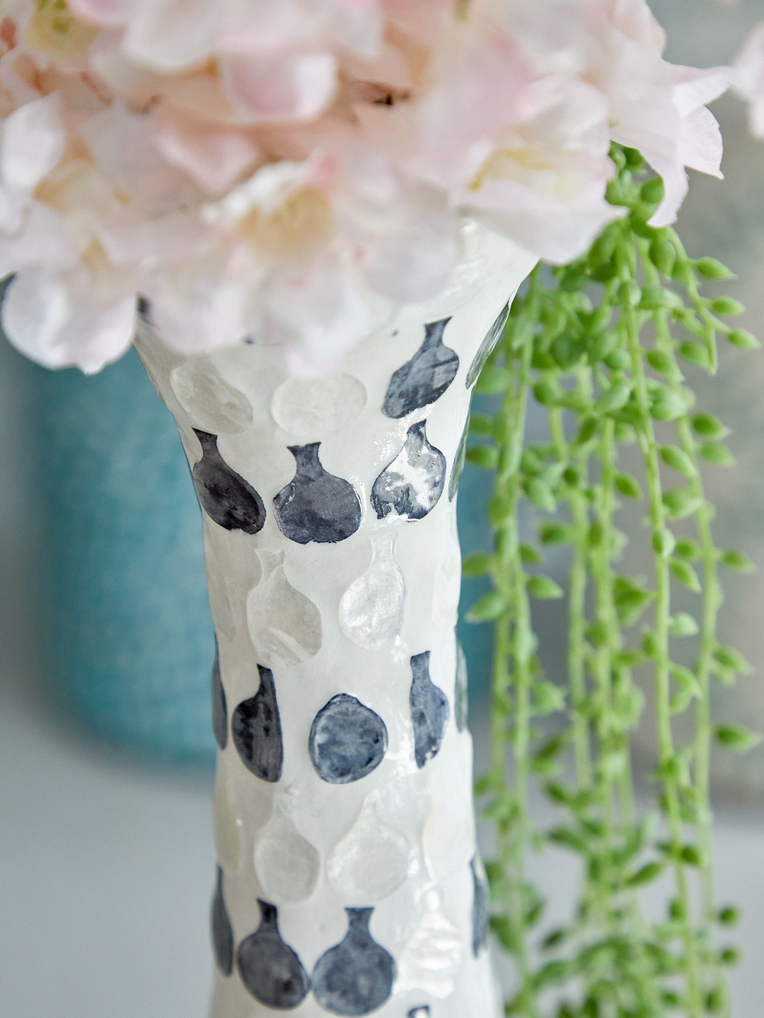 Ваза декоративная с отделкой раковинами устриц Glasar 67-028