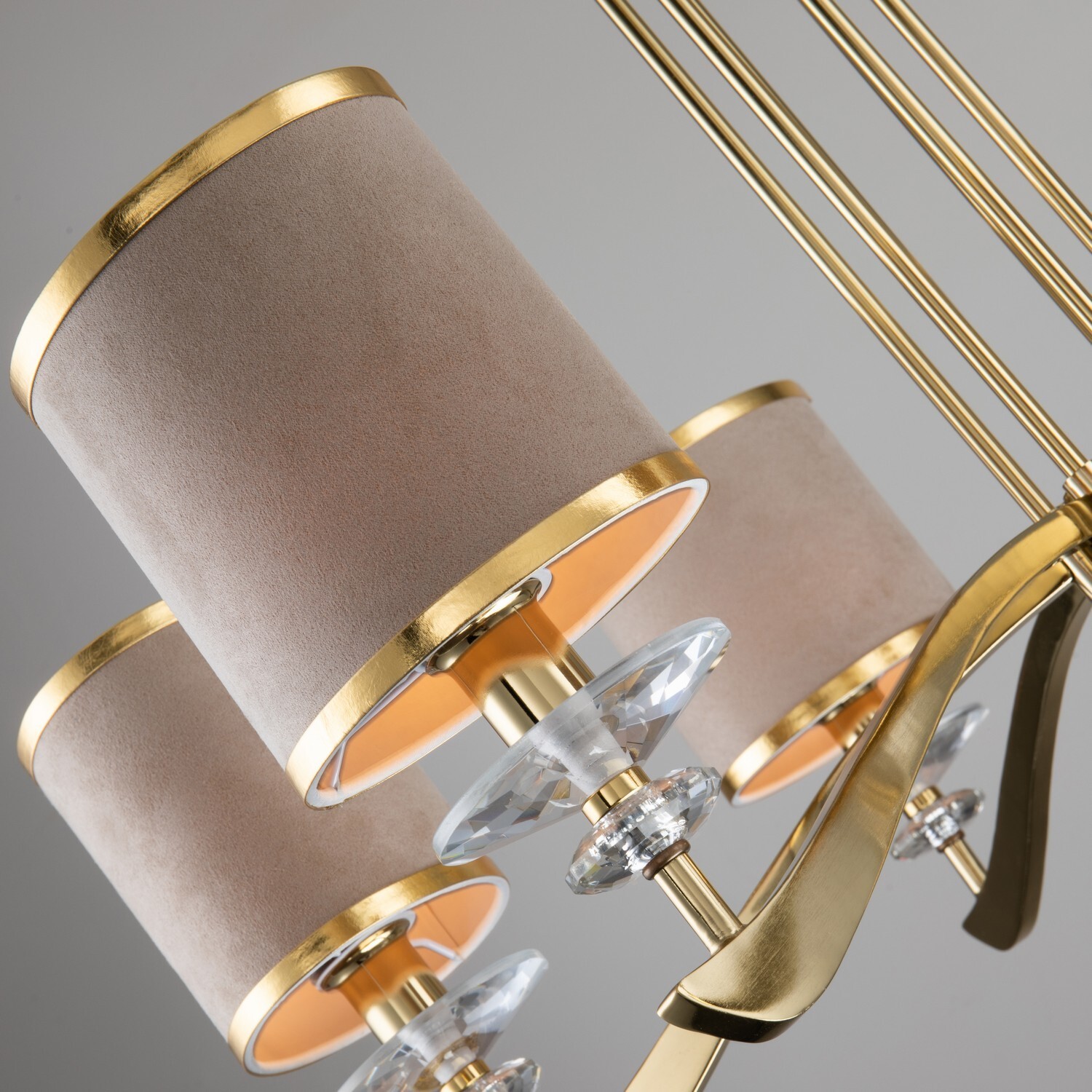 Люстра Favourite 2689-9P