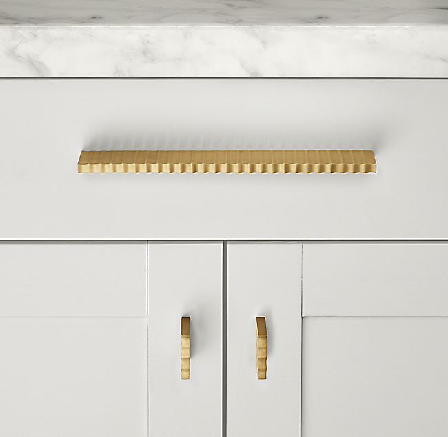 Ручка-скоба Restoration Hardware Helmsley L.15.2 Lac.Burnished Brass