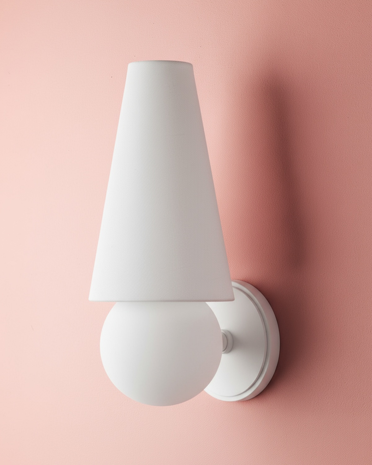 Белое бра “Дрю” с конусным плафоном Louvre Home LSC430325XNP