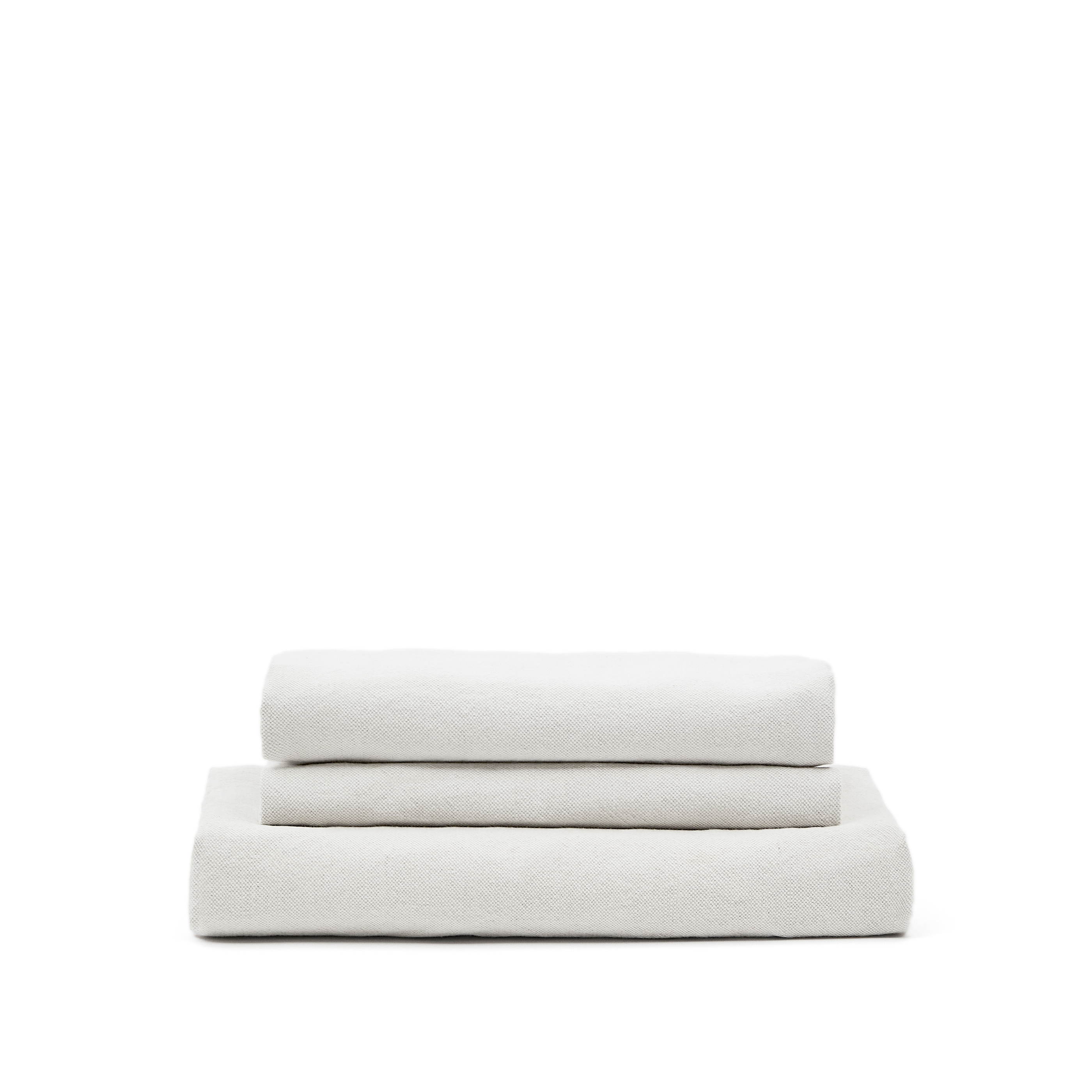 A cover designed to keep your Nora armchair in brand-new conition. Made from linen and cotton fabri La Forma 193964