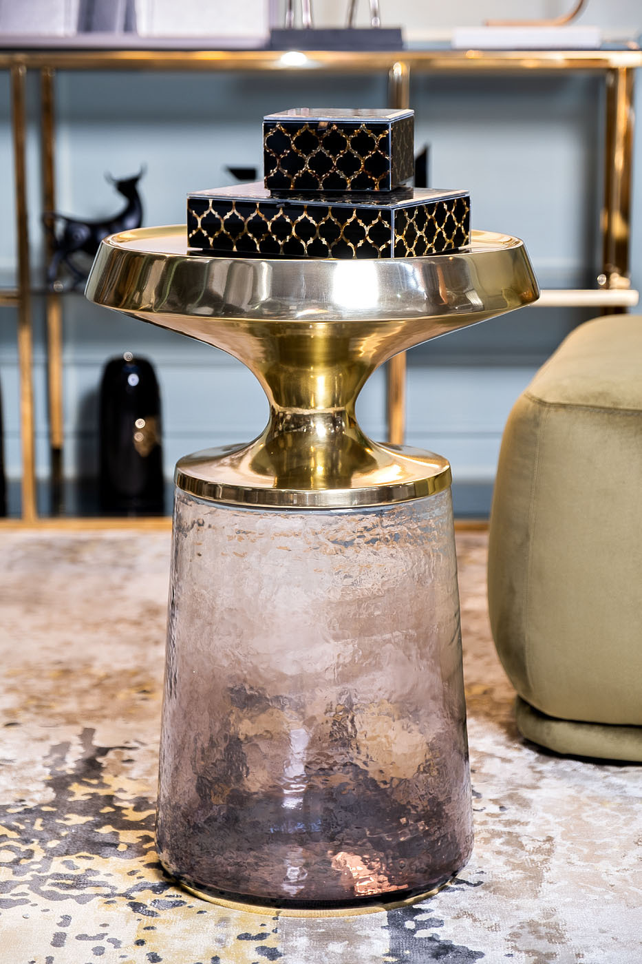 Шкатулка стеклянная золотистая Garda Decor KFJ314