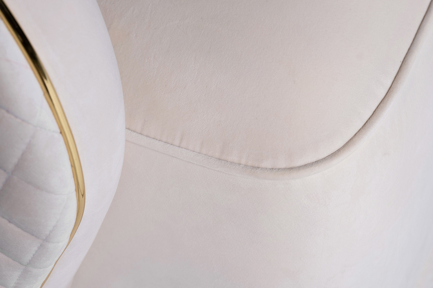 Кресло Olten велюровое кремовое Garda Decor 102AN-KRES-8411-KRE