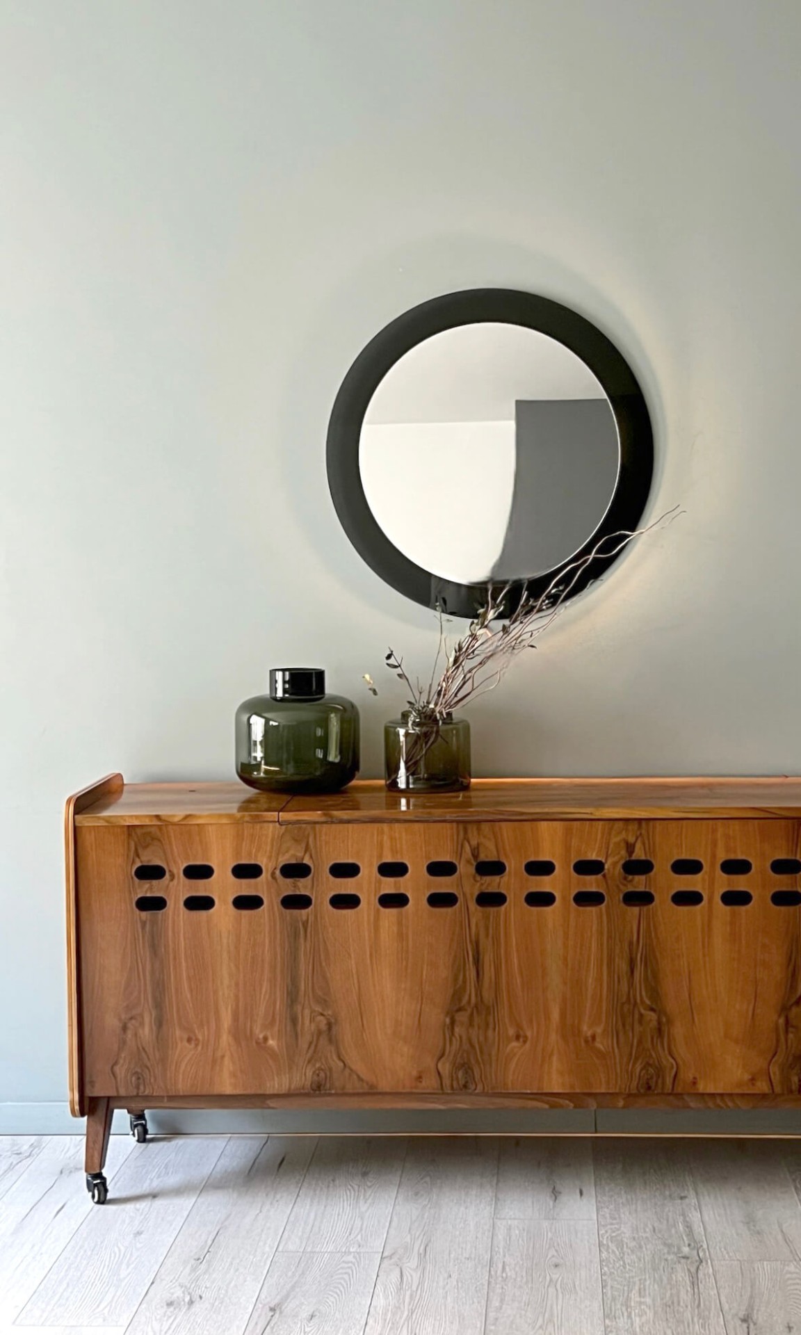 Зеркало BountyHome Cerchio Nero illuminato mv916