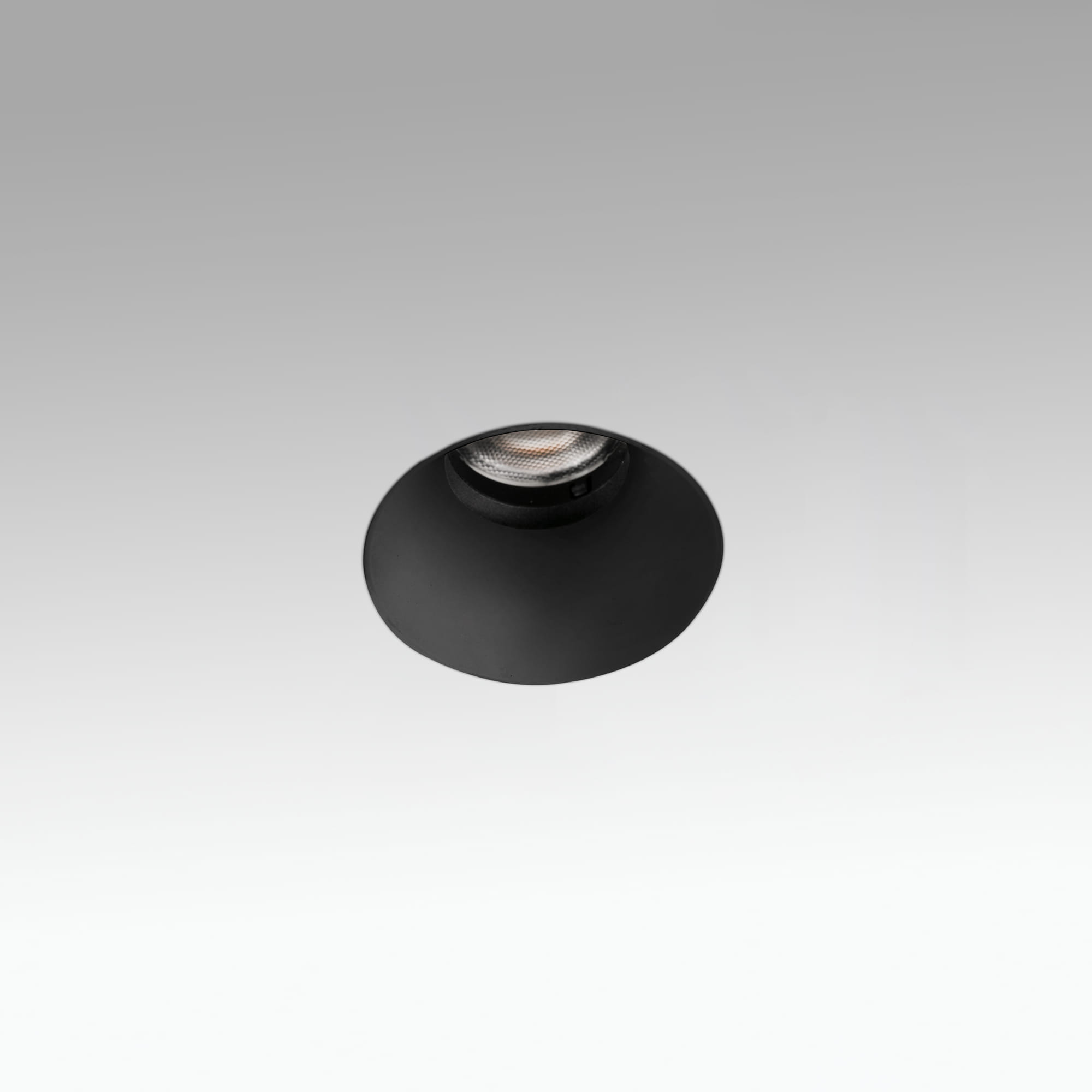 LOX Встраиваемый светильник ORIENTABLE TRIM черный 6-8W 2700K 36 Faro