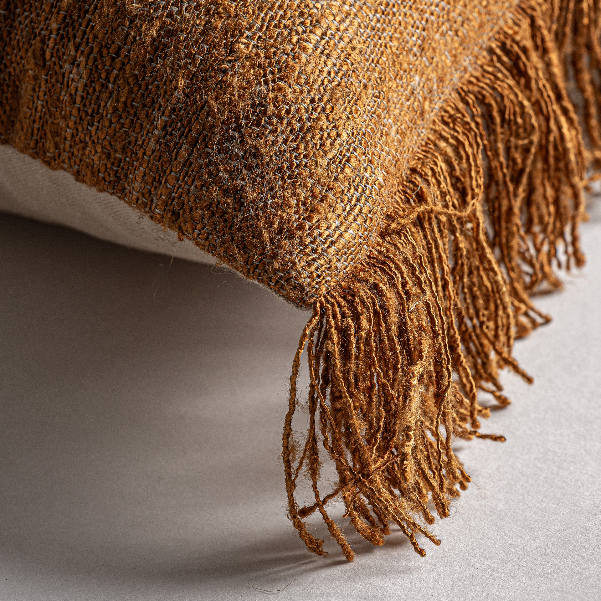 Подушка декоративная Gorane Vical