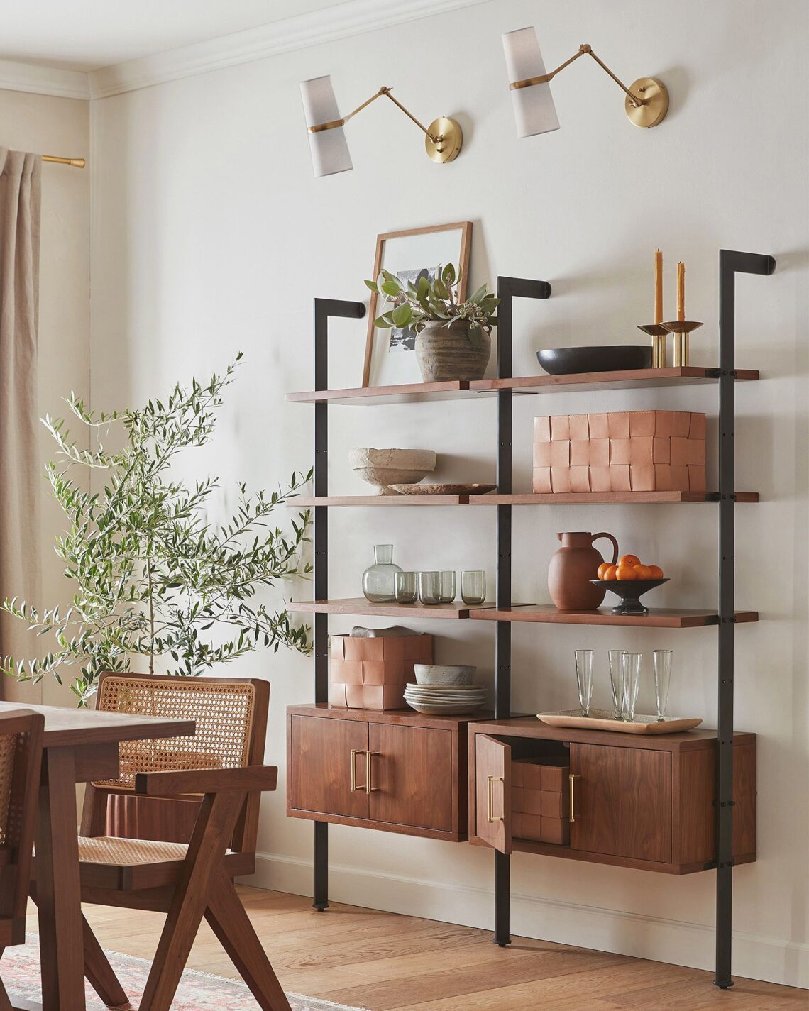 Золотое бра Флемиш на шарнире Louvre Home JJ11113-2WB