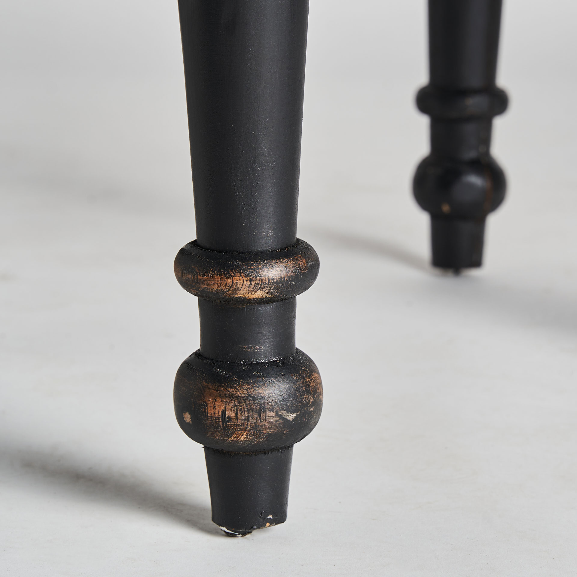 Приставной столик ZENICA Vical