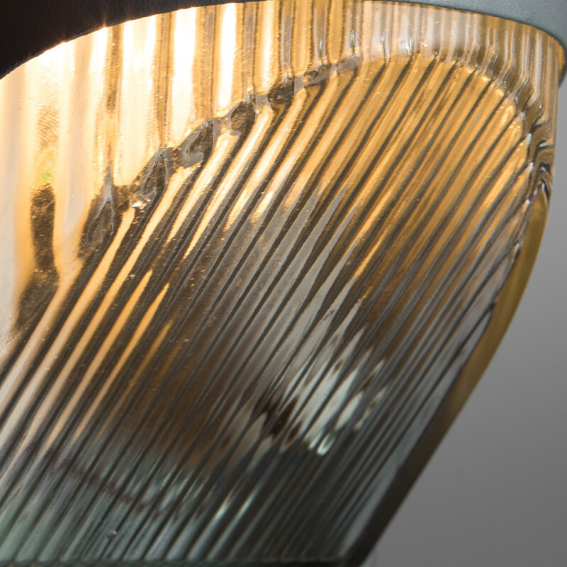 Светильник настенный Arte Lamp A2802AL-1GY