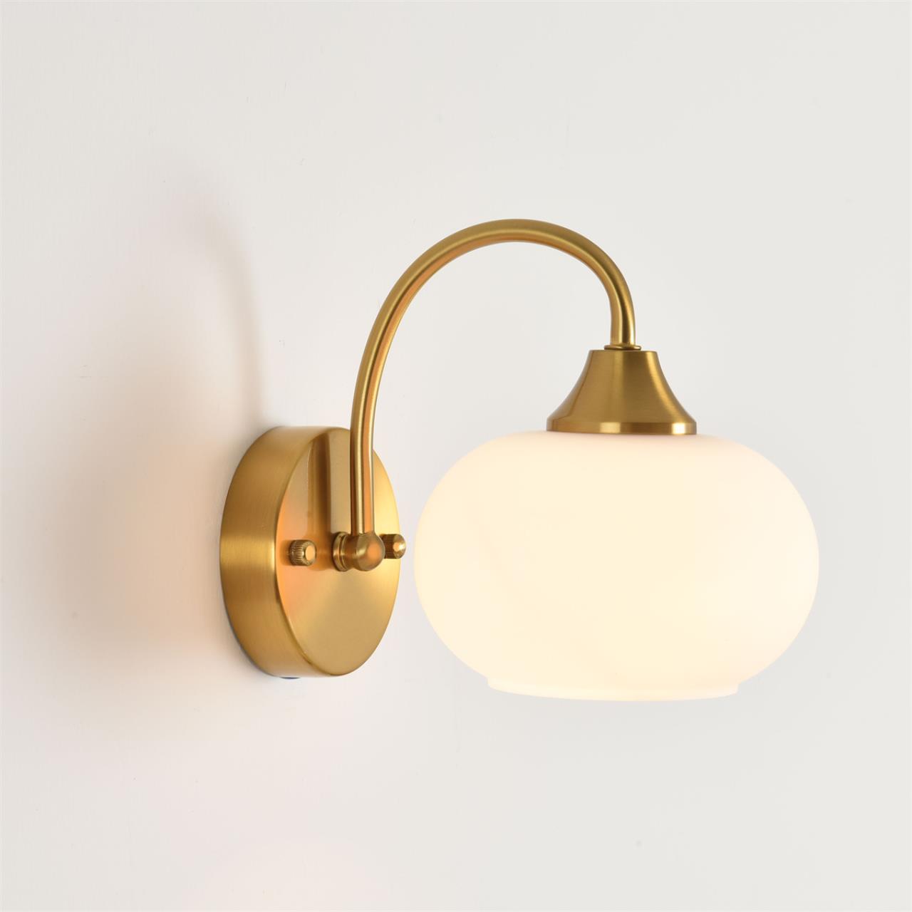 Бра Lumion 8323/1W