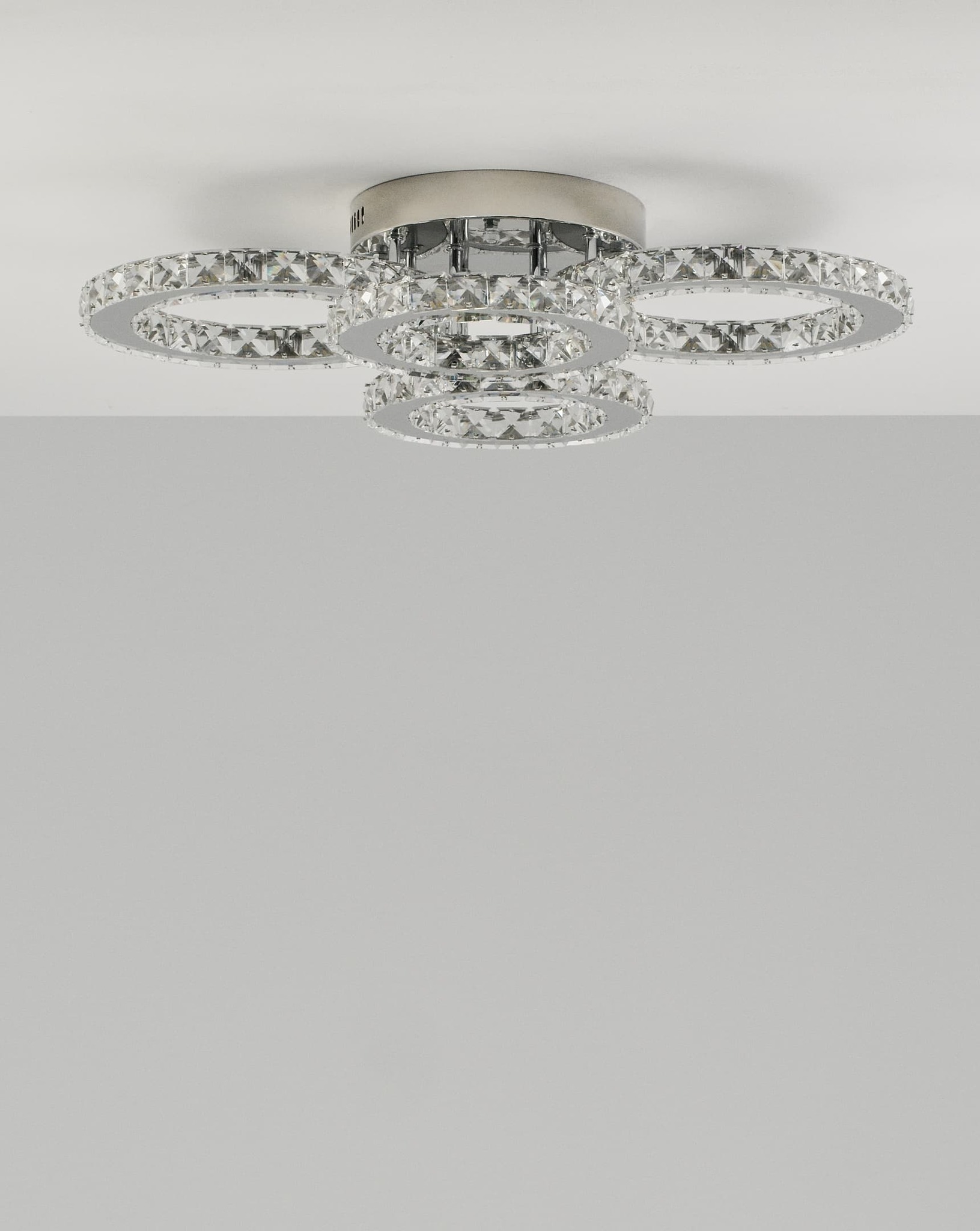 Светодиодная потолочная люстра Moderli V1590-CL Luna LED*44W