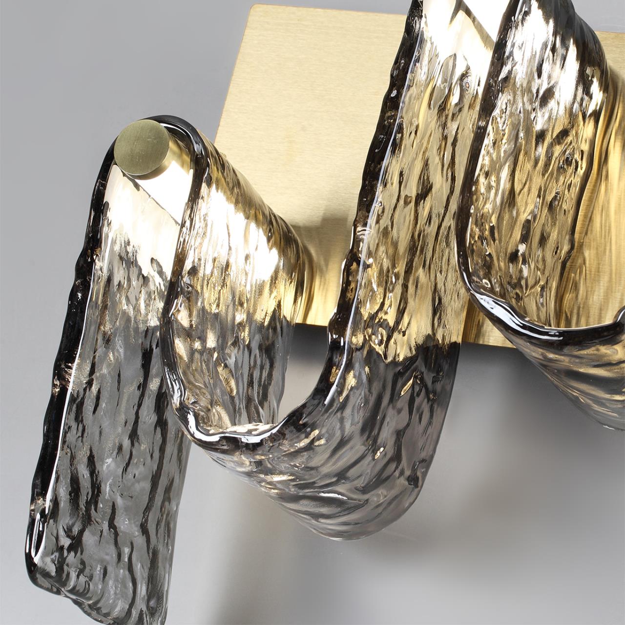 Настенный светильник Odeon Light 5106/16WL