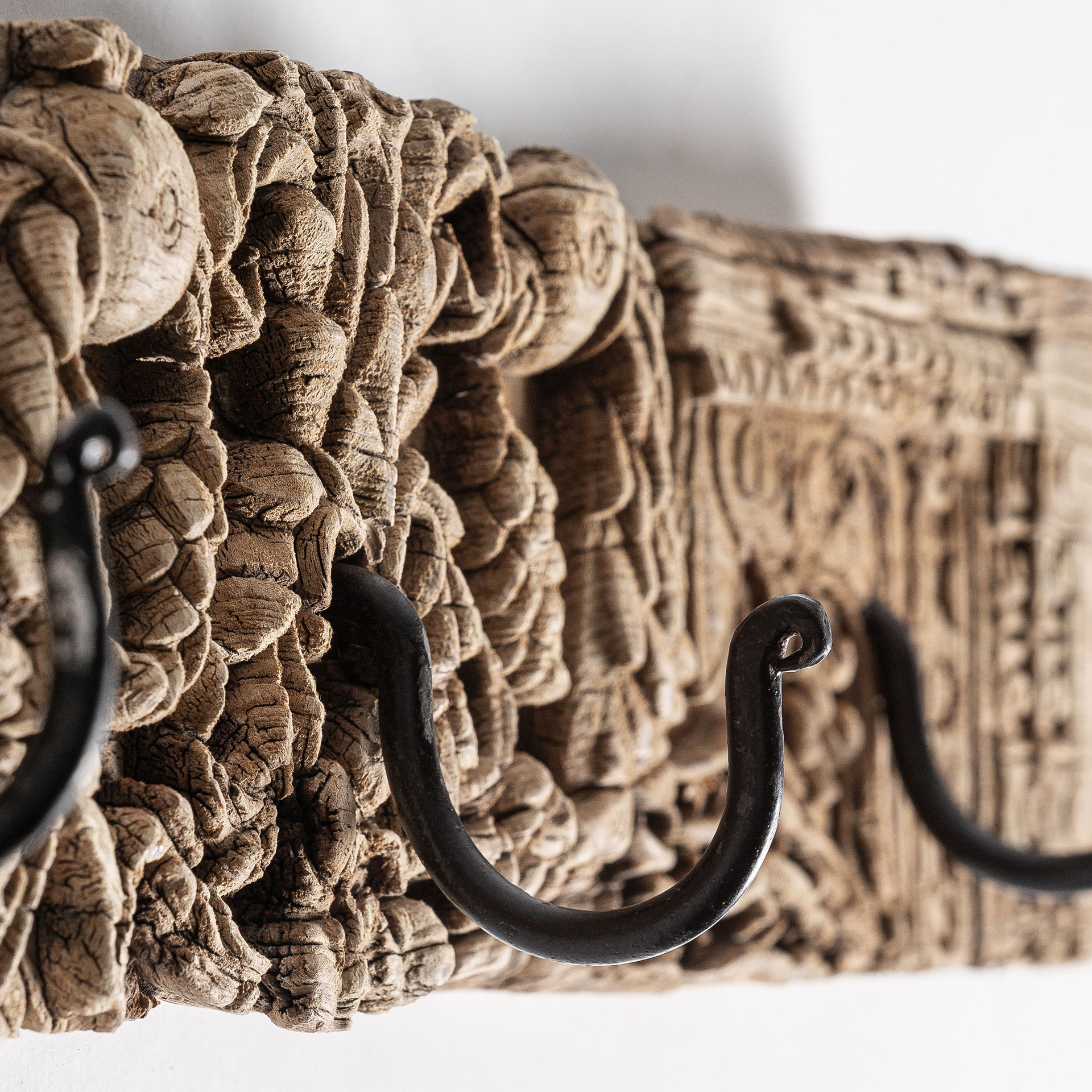 Вешалка ASKALE Vical