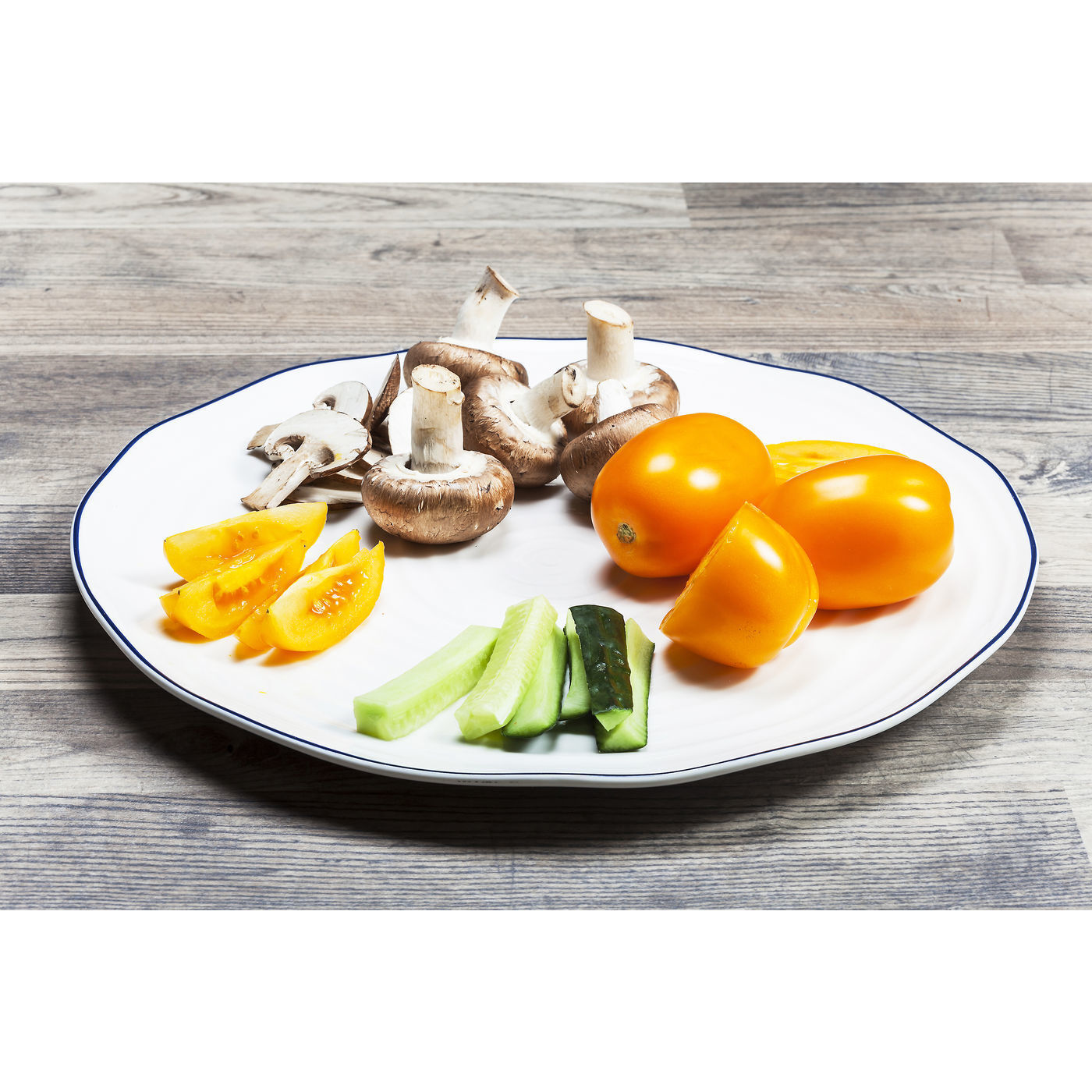 Тарелка Swirl 38207 KARE