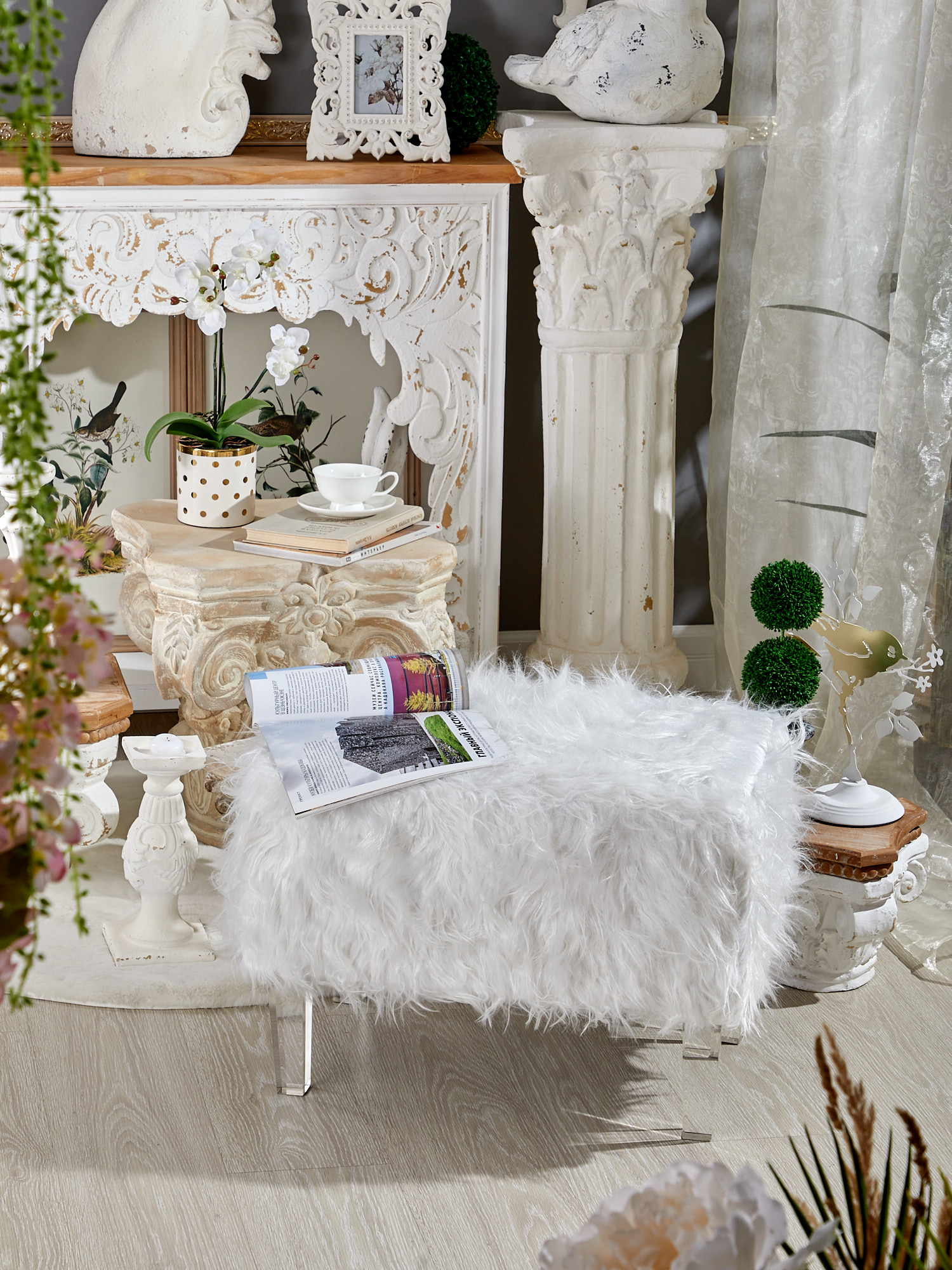 Банкетка с меховым ворсом Glasar 49-330