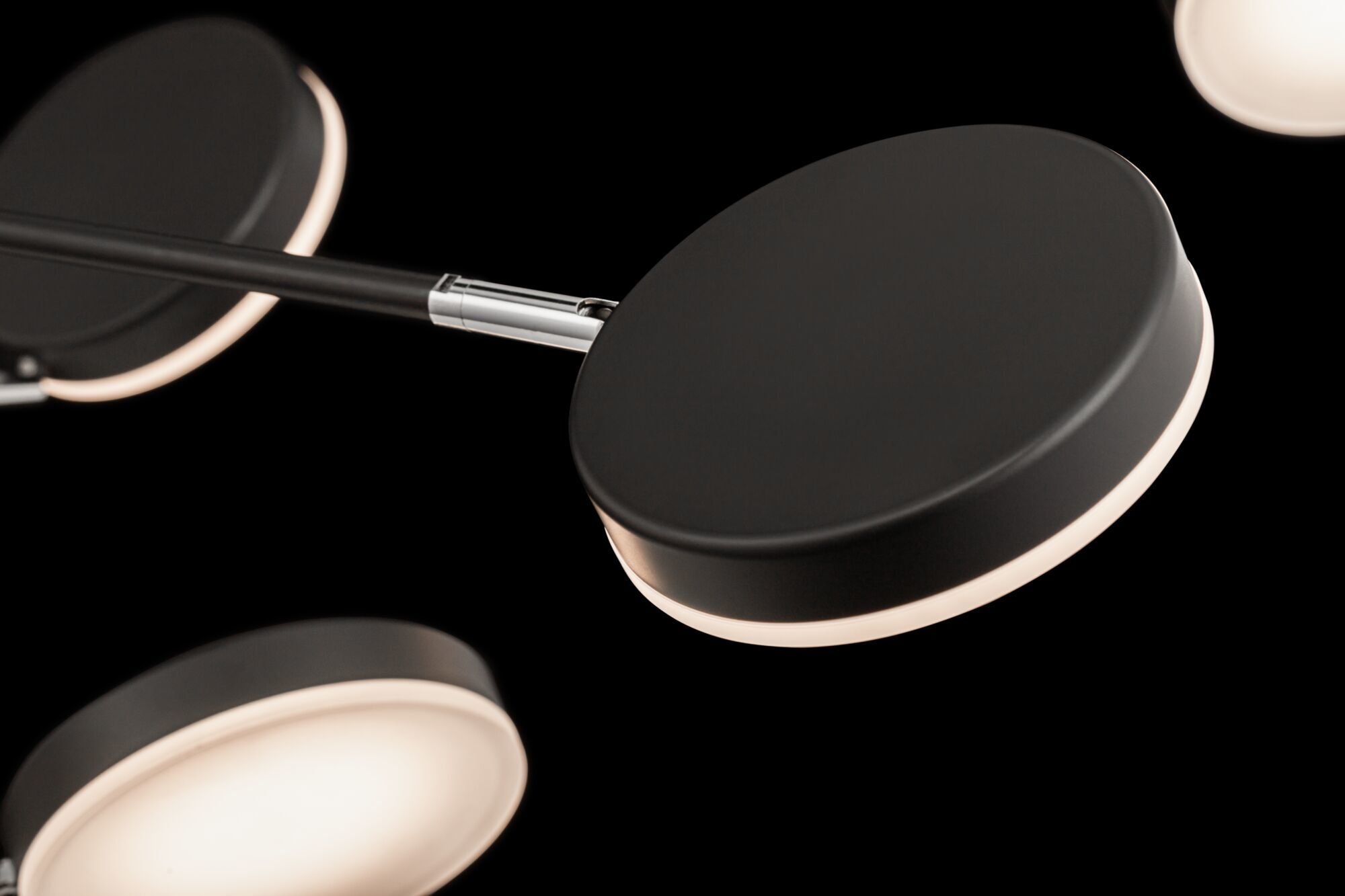 Подвесной светильник Maytoni MOD070PL-L48B3K