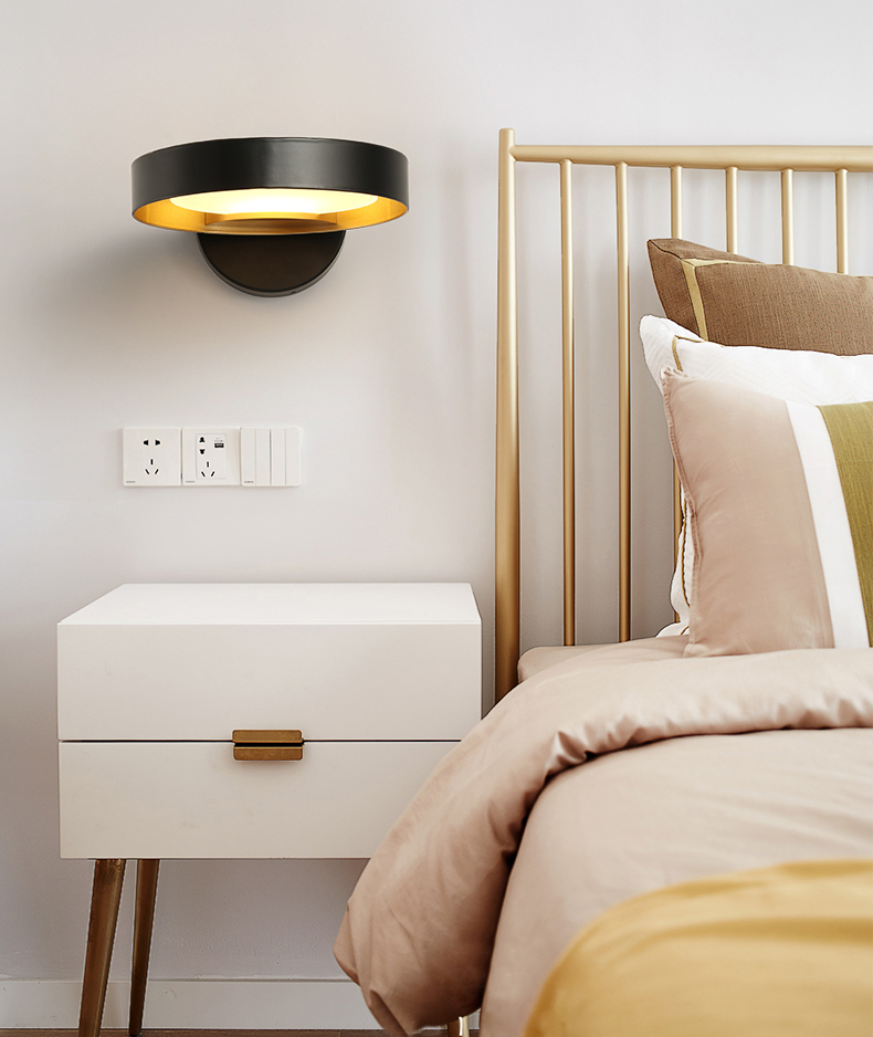 Innerspace - Daisy Chain Wall By Imperiumloft