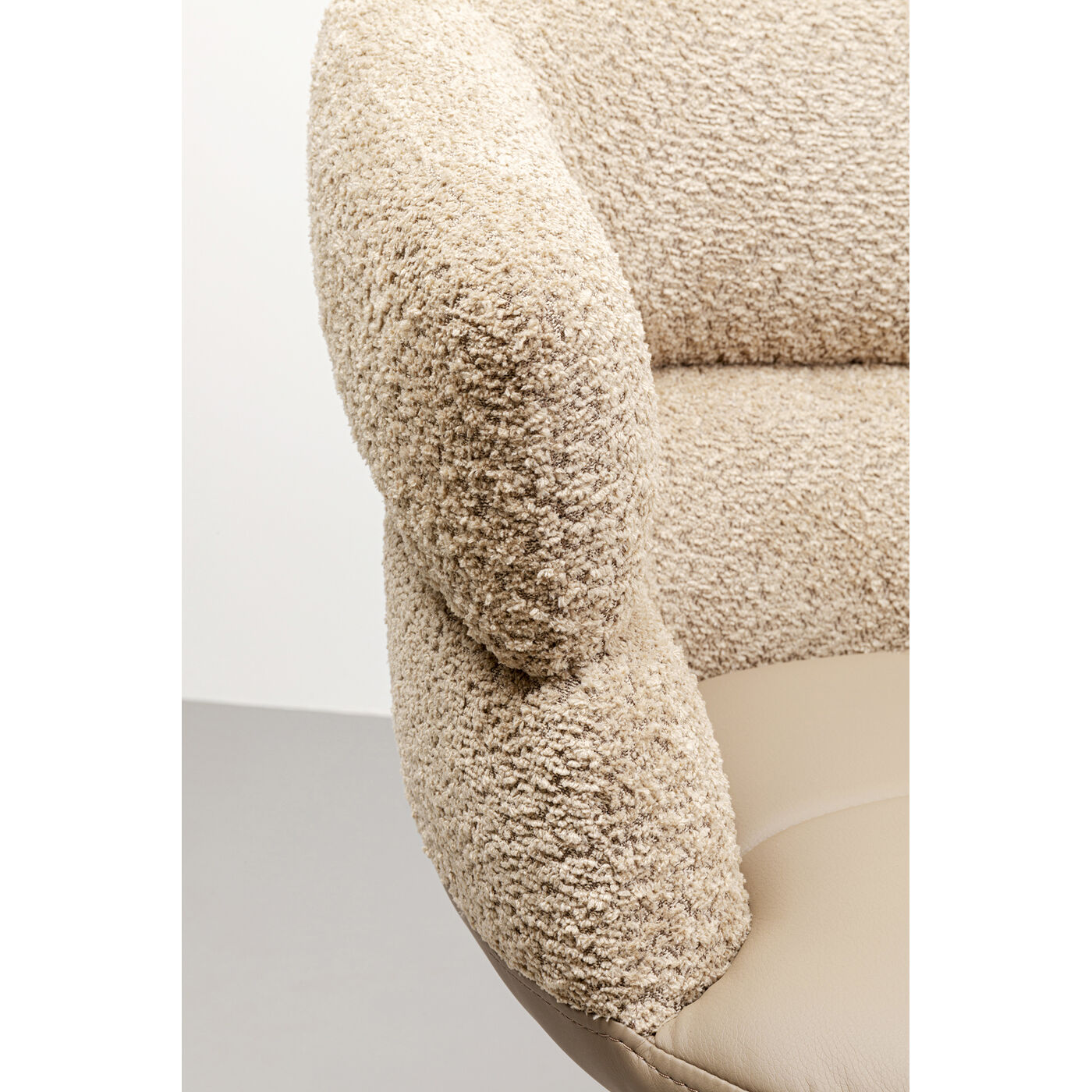 Кресло вращающееся Tasty KARE 70246