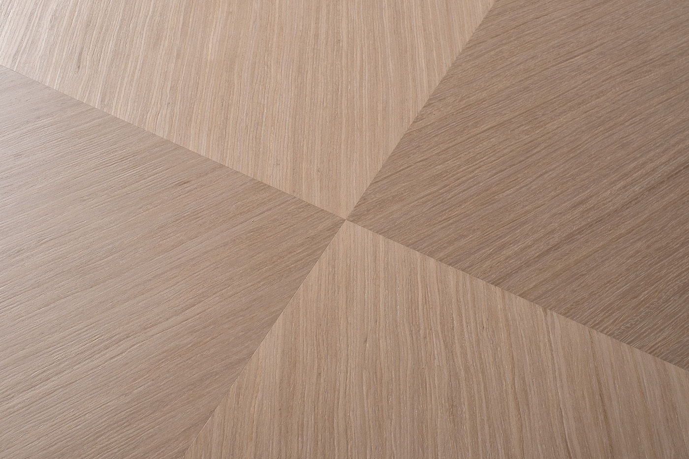 Стол обеденный светлый шпон Garda Decor 58DB-17035