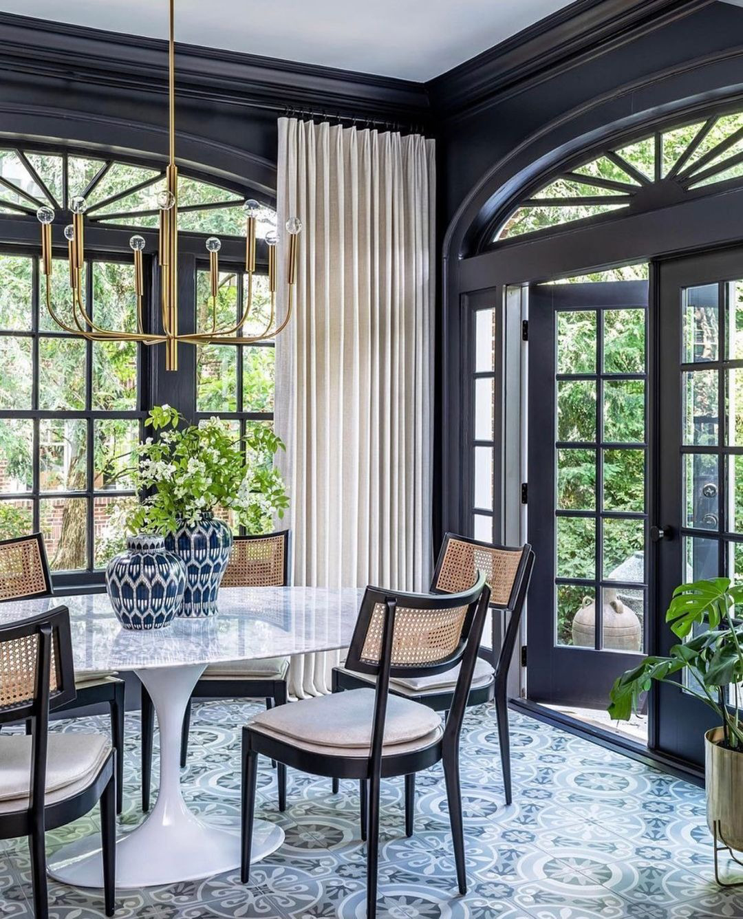 Большая золотая люстра Уорвик Louvre Home JJ11161-9DC