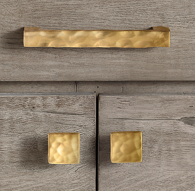 Ручка-кнопка Restoration Hardware Alden L.3.8 Hammered Brass