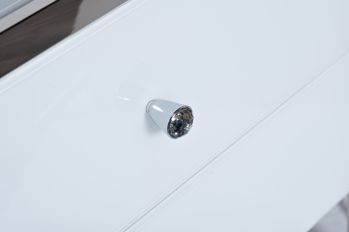 Тумбочка с 2мя ящиками белая/хром Garda Decor KFG104