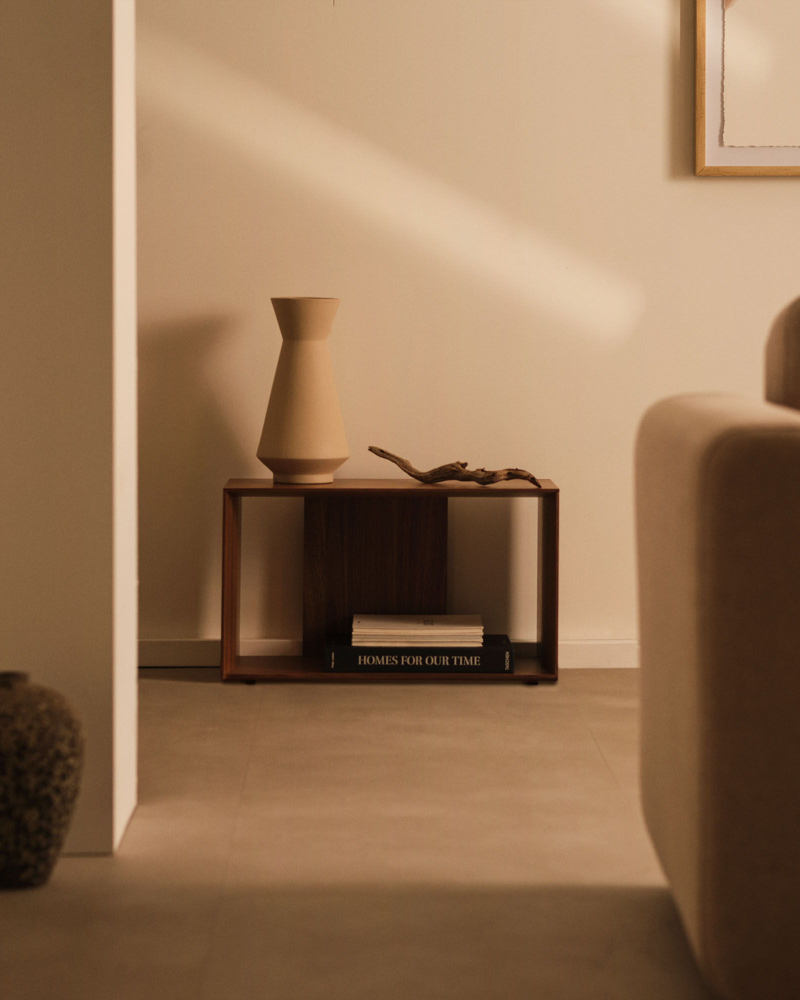 Litto Средний модуль полки из шпона орехового дерева 67 x 38 см La Forma (ex Julia Grup)